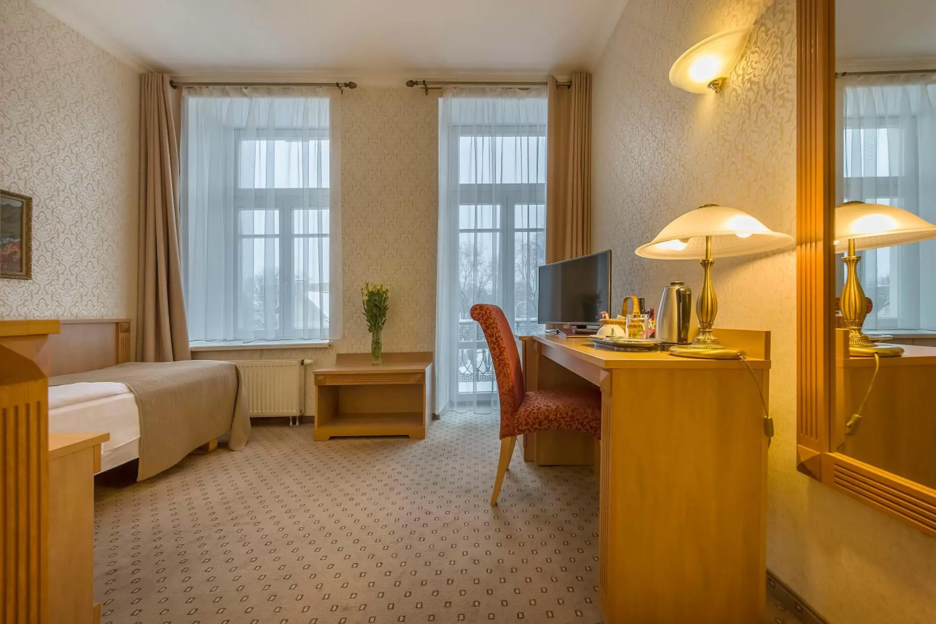 Single Room in Artis Centrum Hotels