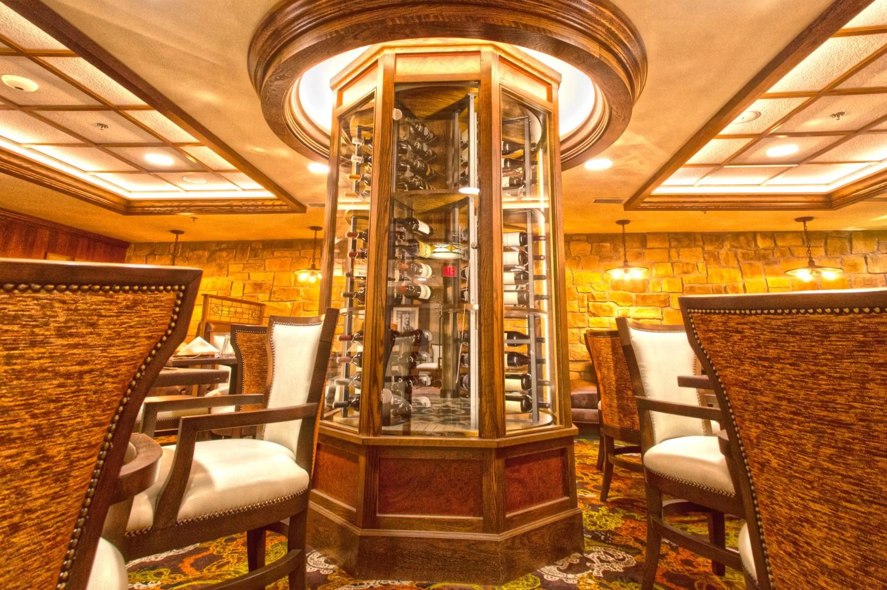 Restaurant/places to eat in Historic Franklin Hotel