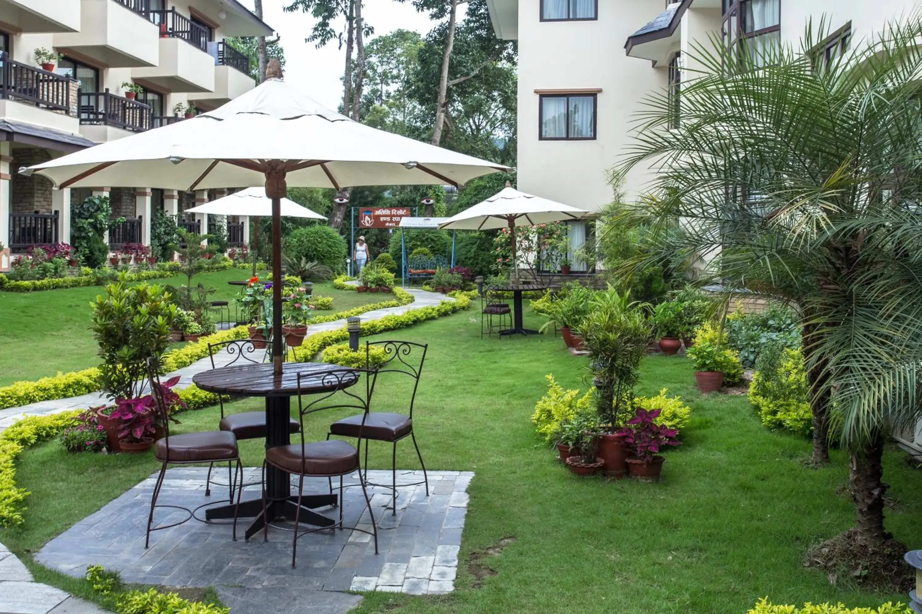 Garden in Atithi Resort & Spa