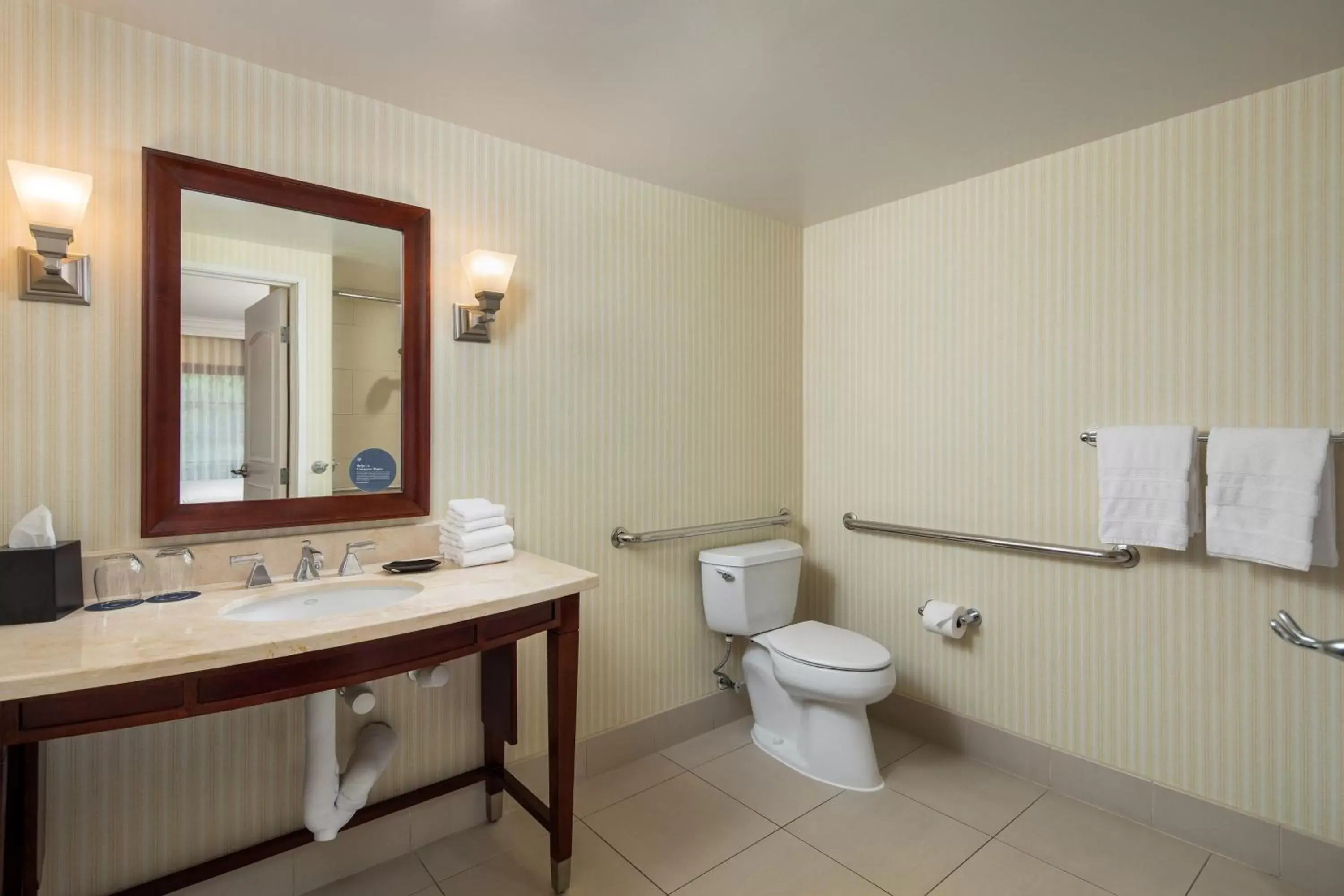 Bathroom in Sheraton Carlsbad Resort & Spa