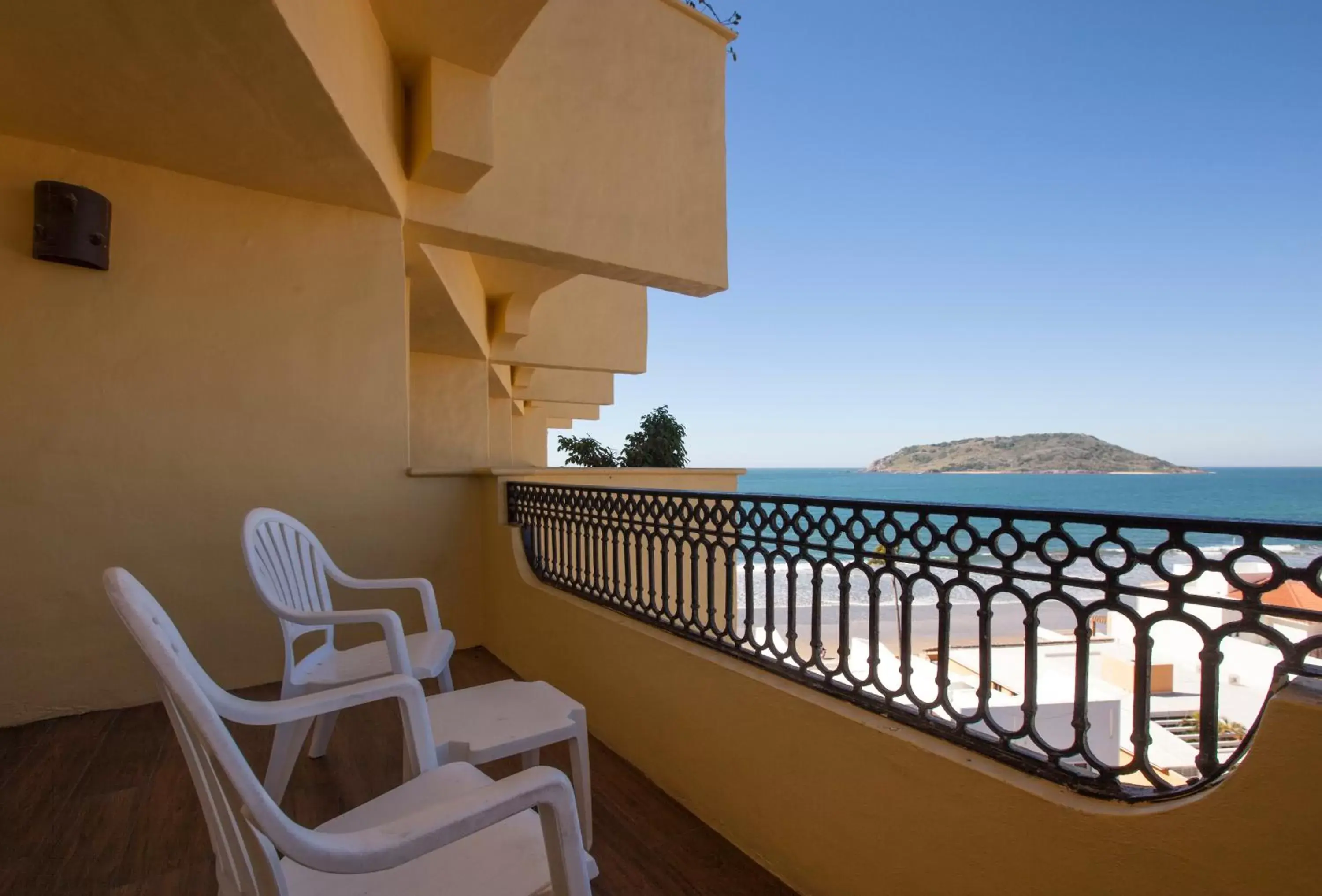 Sea view, Balcony/Terrace in Royal Villas Resort