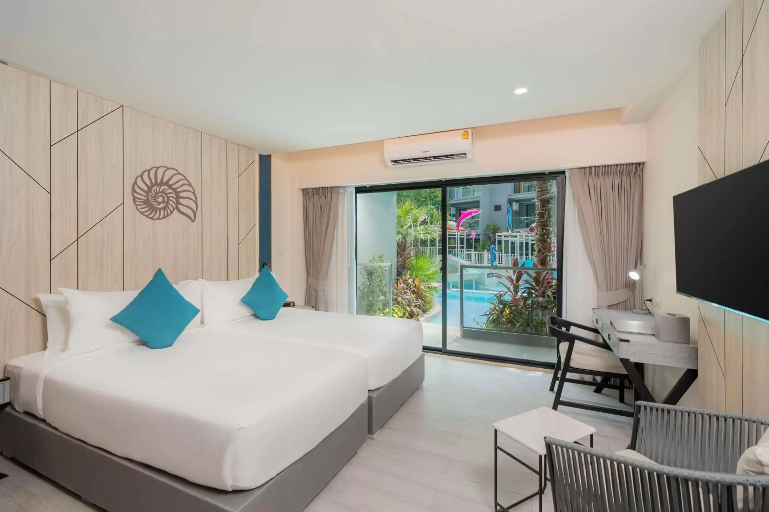 Bedroom in Best Western Plus Carapace Hotel Hua Hin