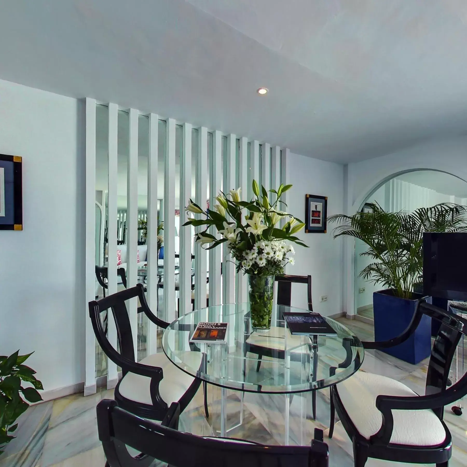 Dining Area in Hotel Suites Albayzin Del Mar