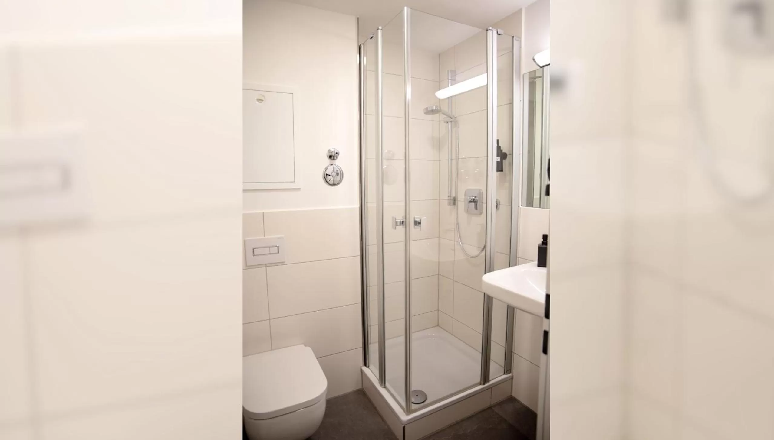 Hotel Garni Fischerfleck in Ismaning near Munich