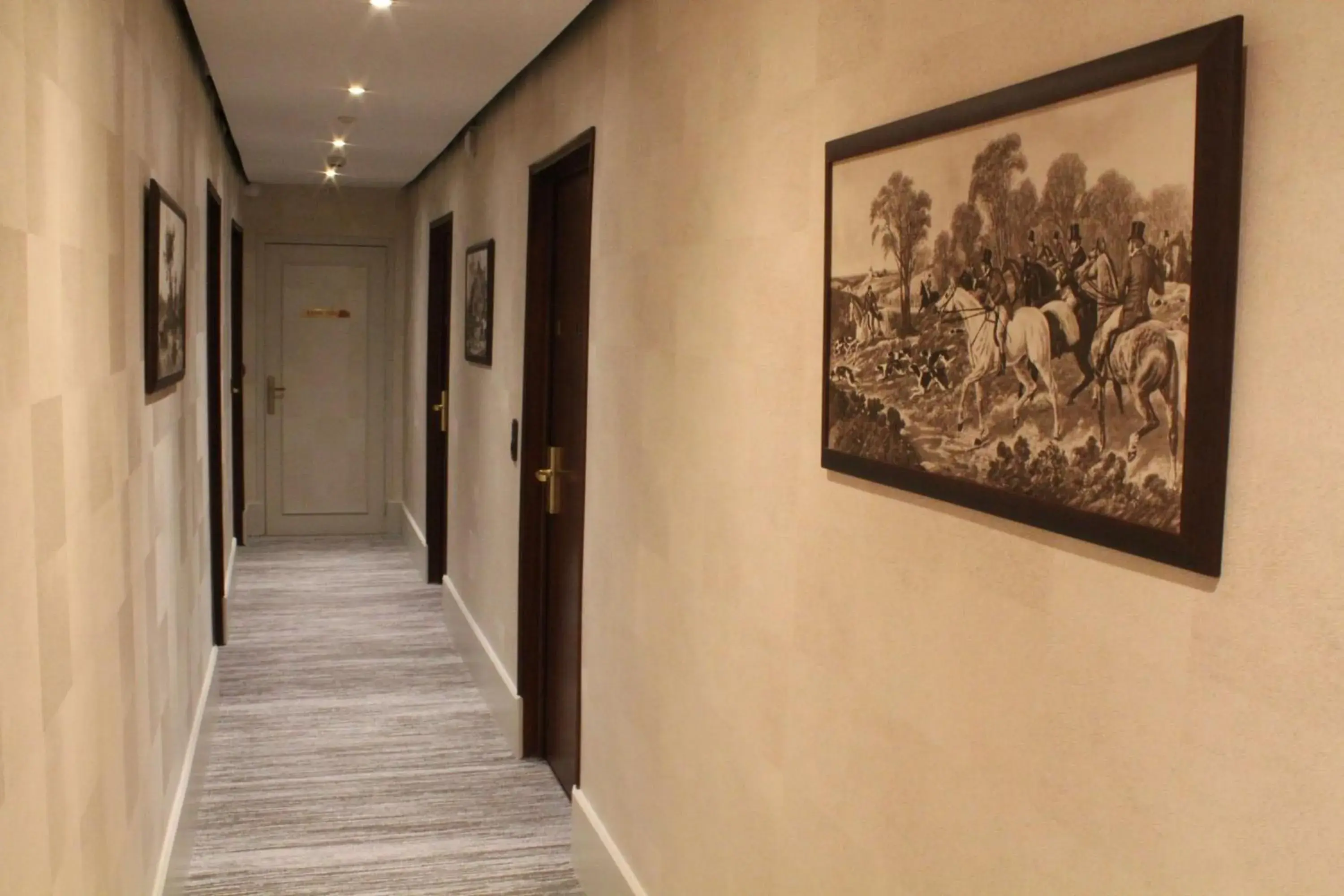 Photo of the whole room in Best Western de Diane Photo of the whole room in Best Western de Diane