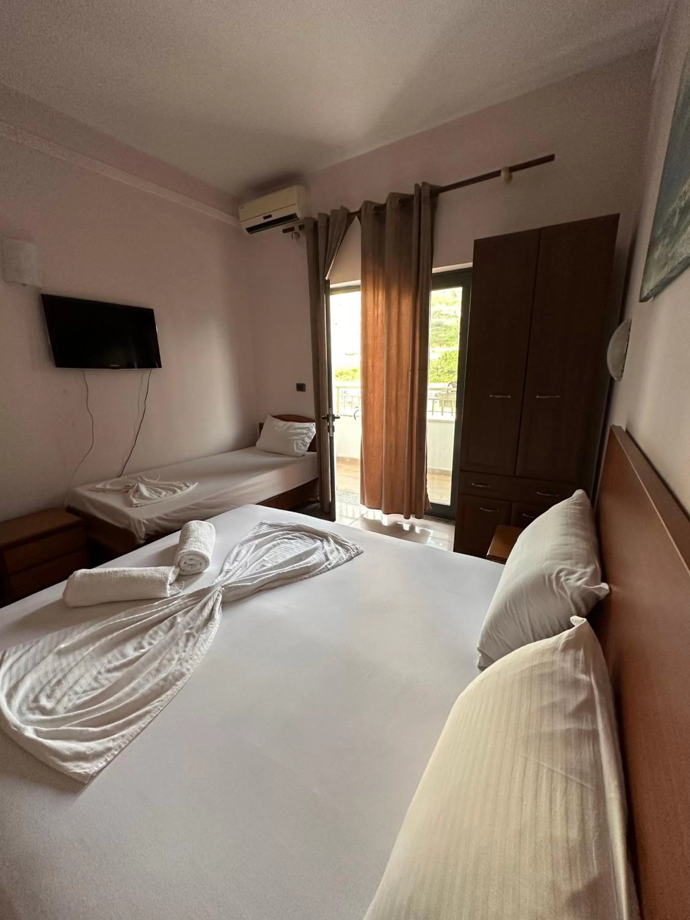 Bed in Seashell Beach Rooms