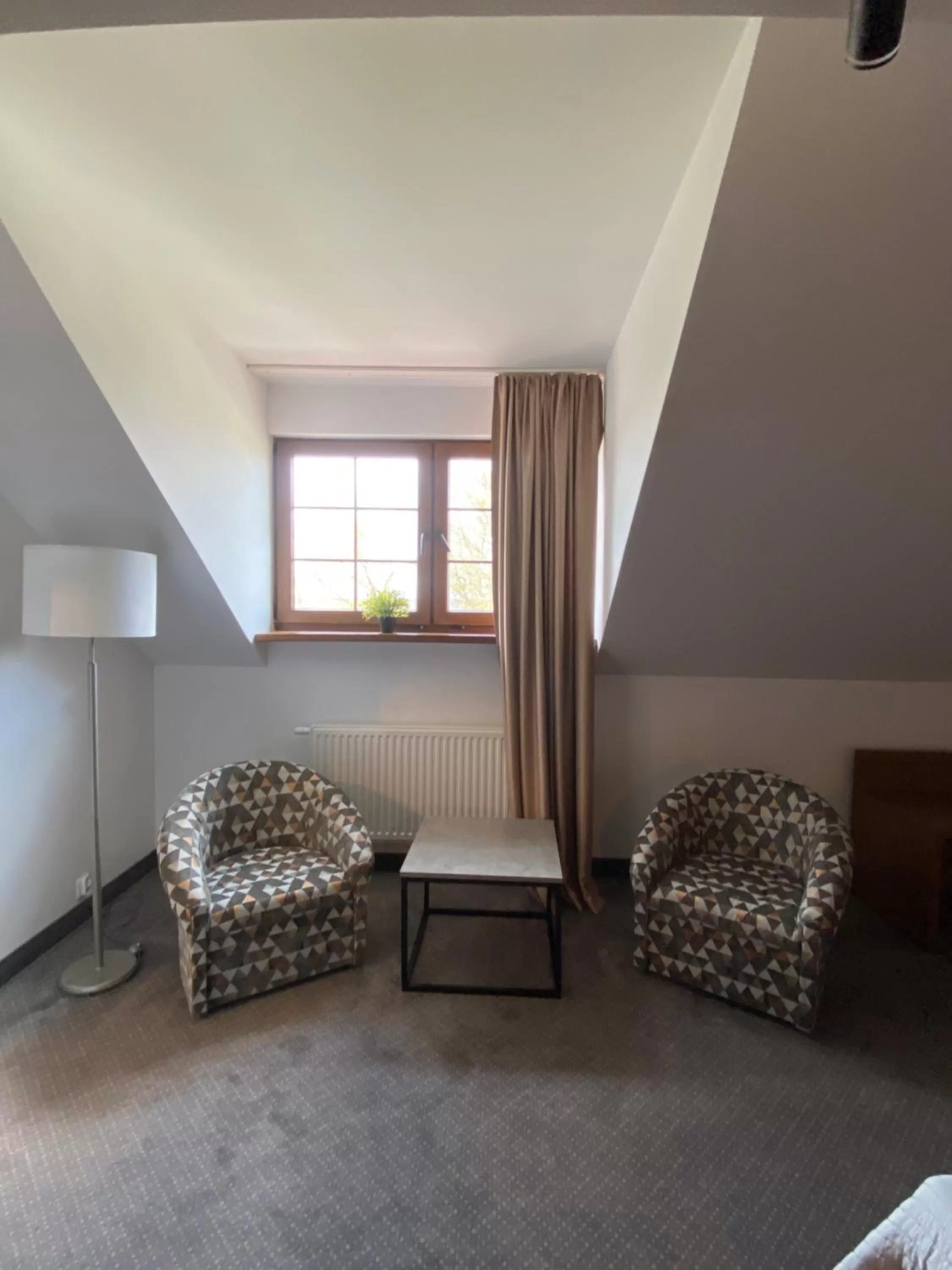 HOTEL CICHA WODA NIEPORĘT