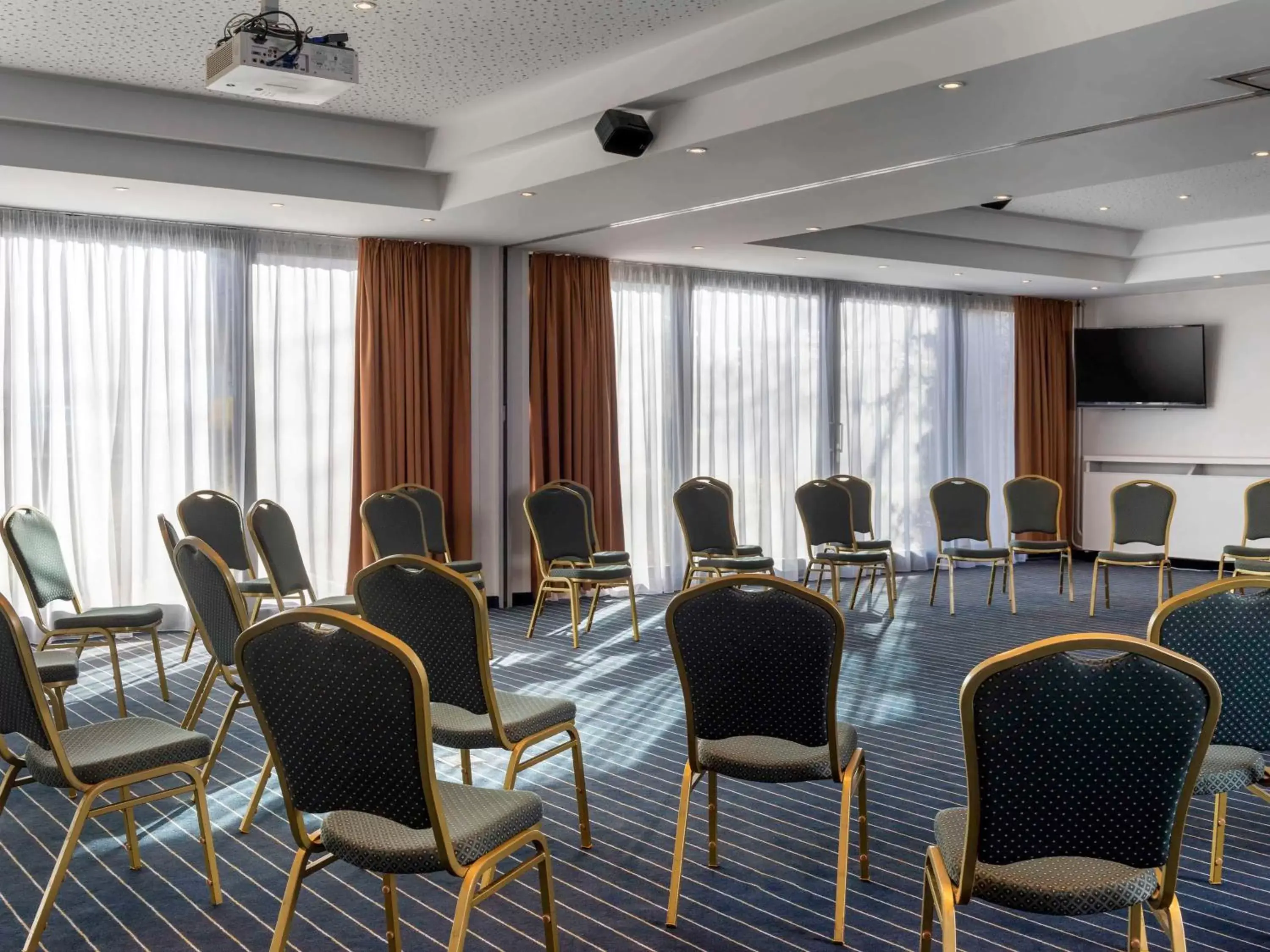 Meeting/conference room in Mercure Hotel Garmisch Partenkirchen