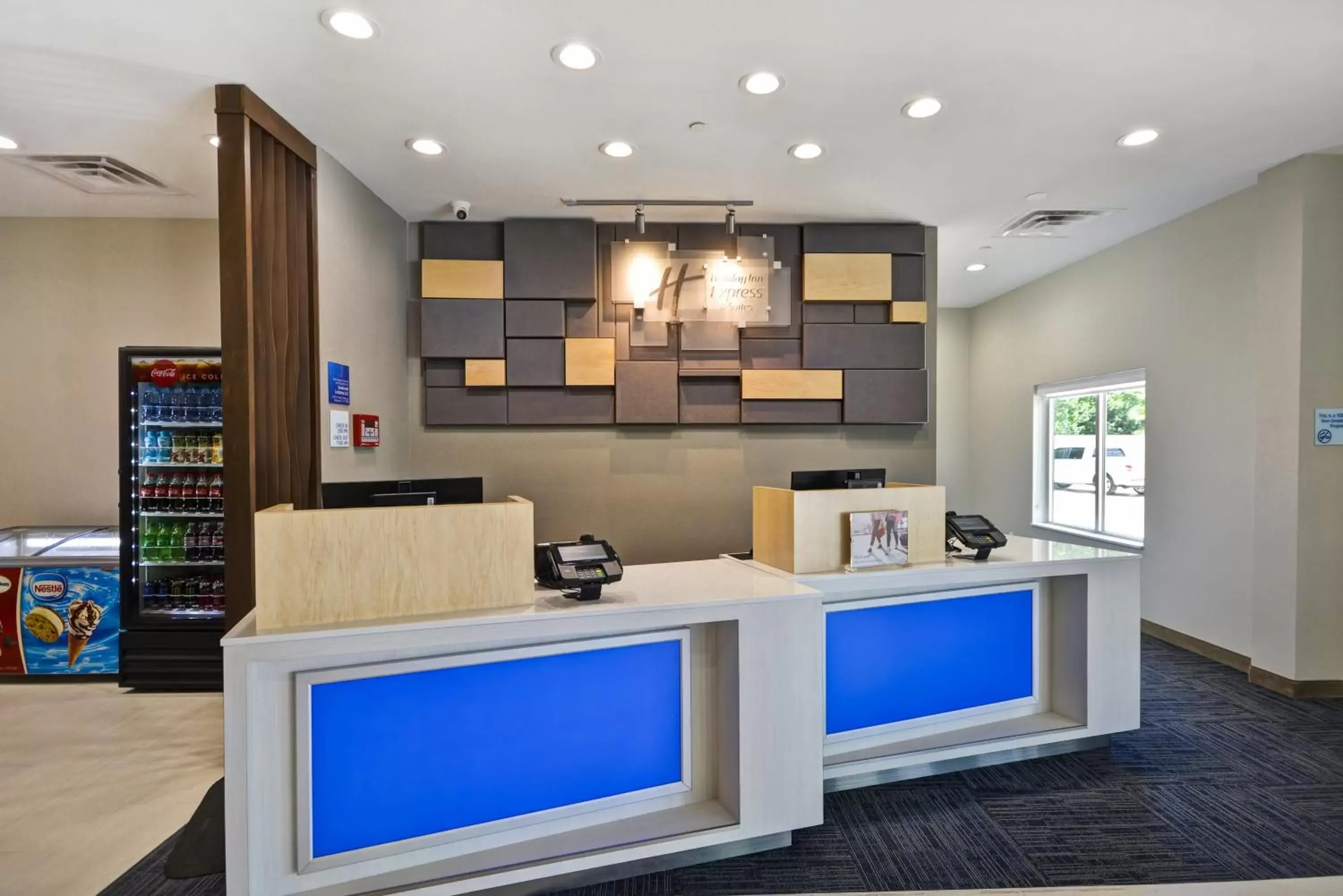 Property building in Holiday Inn Express & Suites - Houston NASA - Boardwalk Area by IHG Property building in Holiday Inn Express & Suites - Houston NASA - Boardwalk Area by IHG