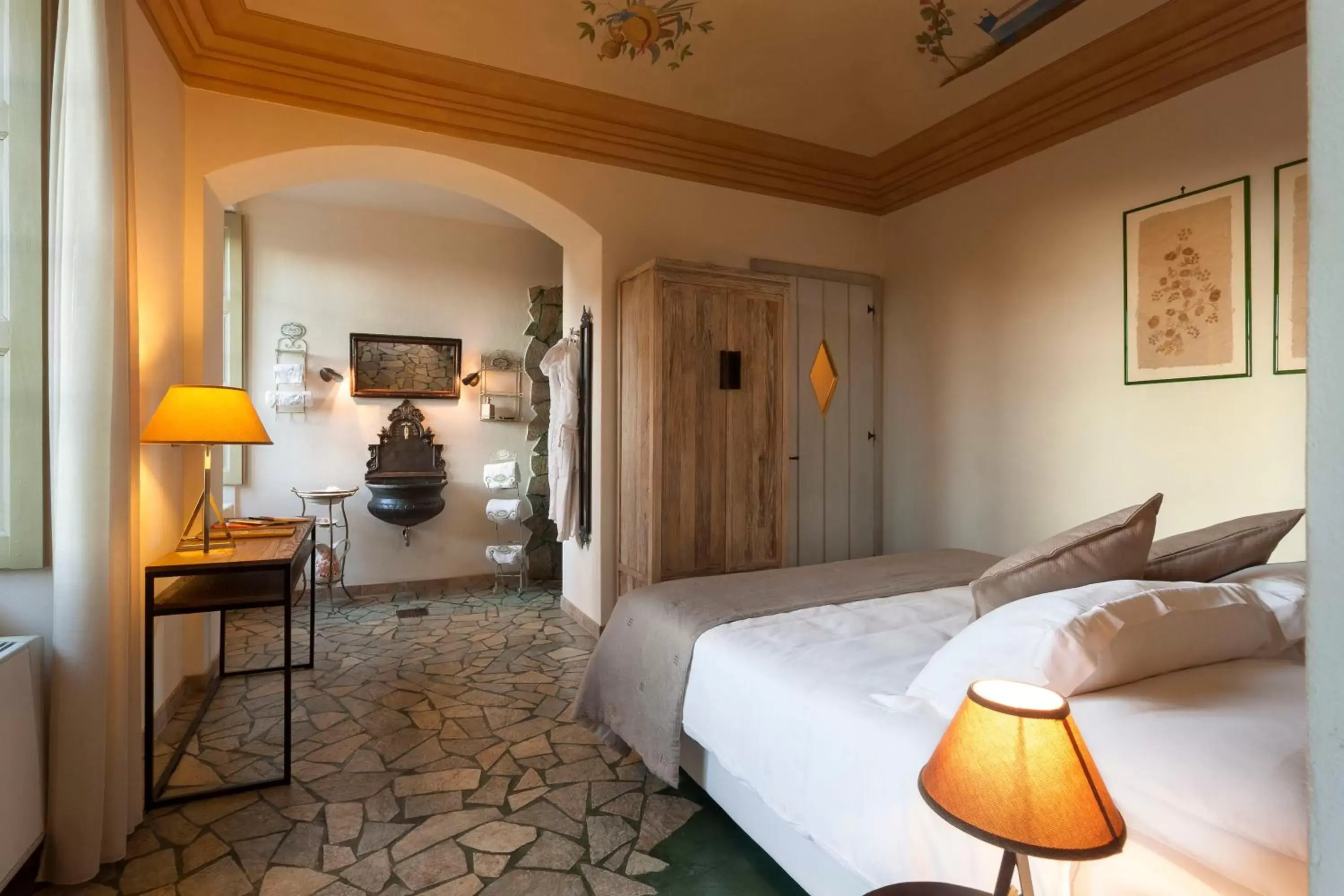 Bed in Borgo Ramezzana Country House