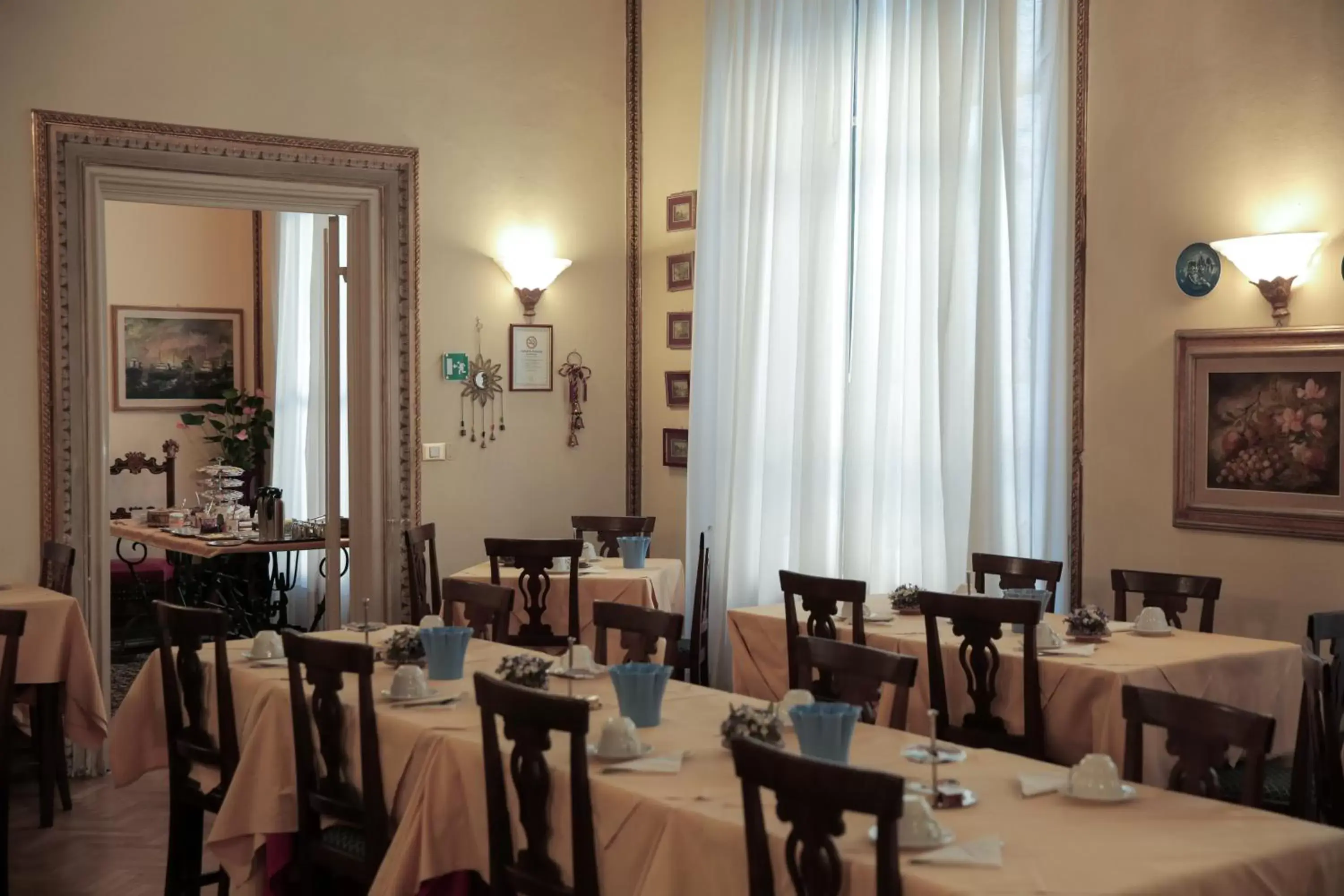 Lounge or bar, Restaurant/Places to Eat in Hotel Villa Liana