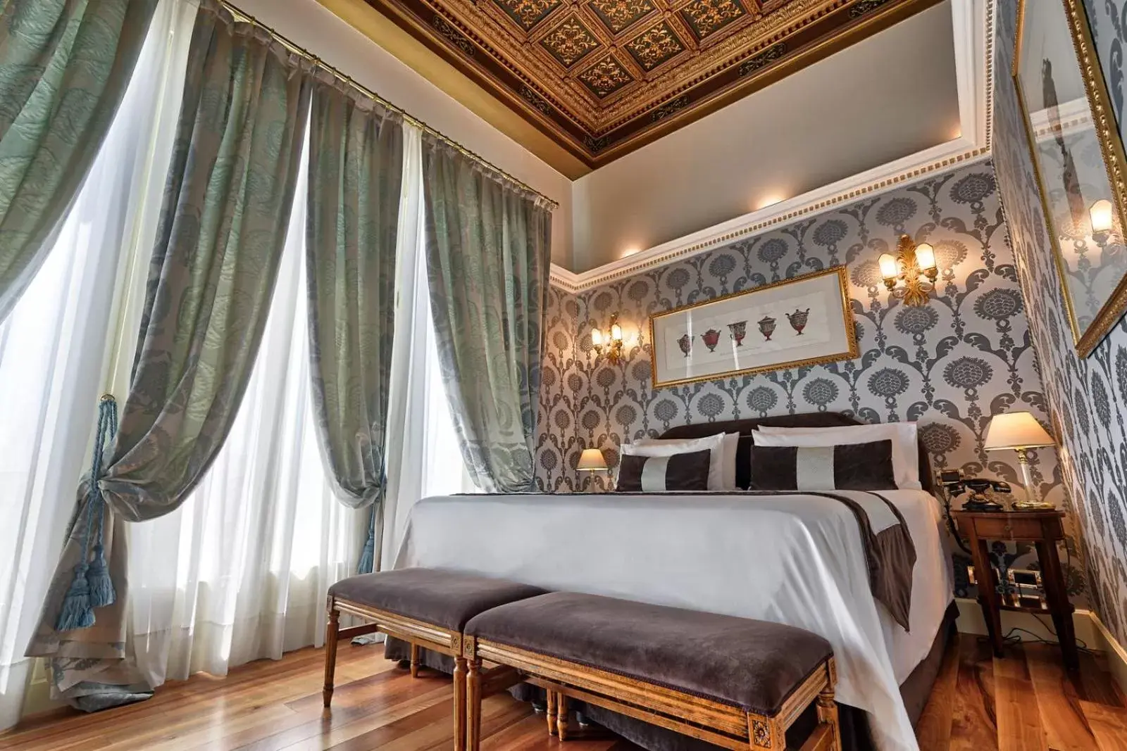 View (from property/room), Bed in Londra Palace Venezia