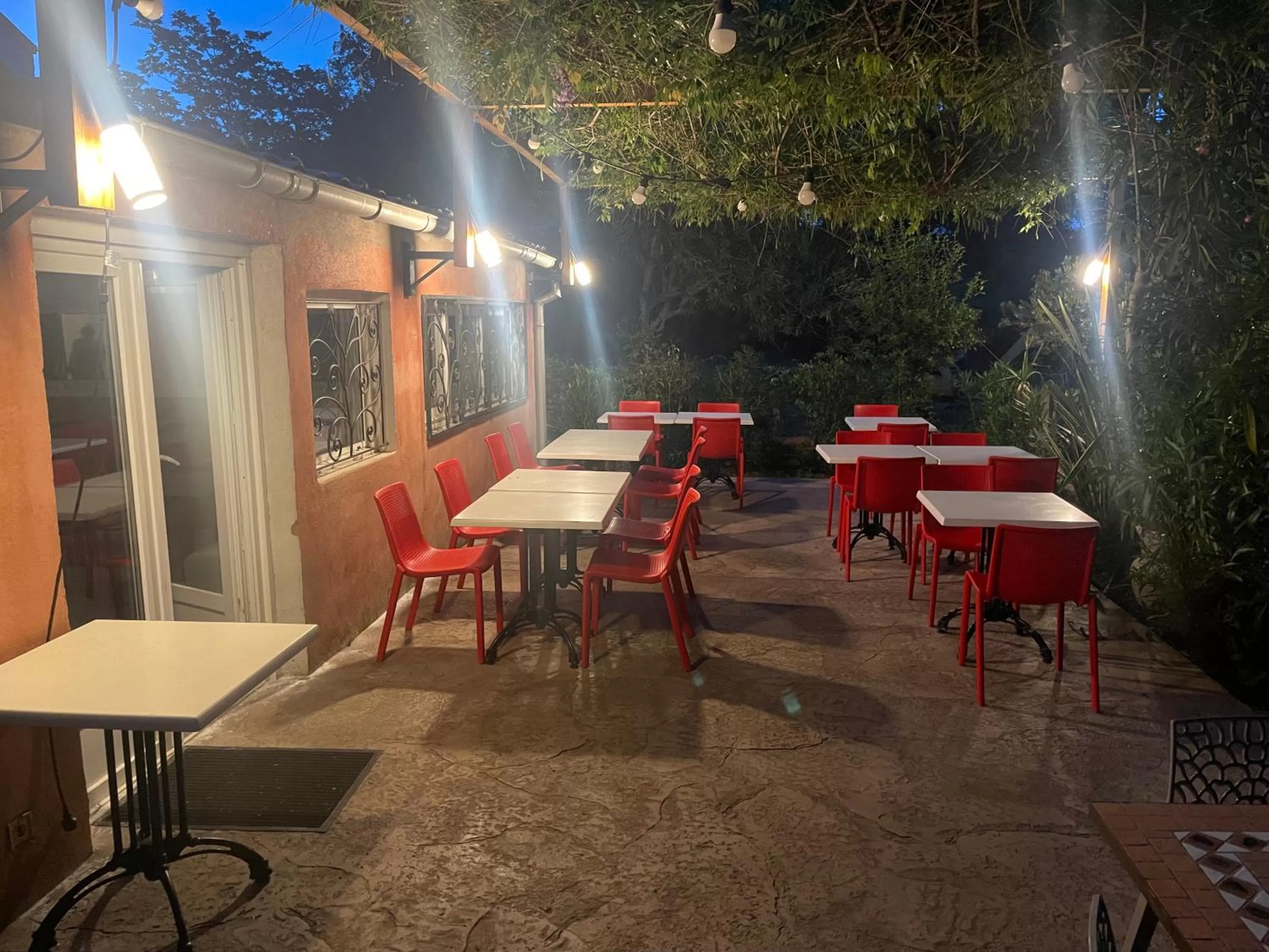 Restaurant/Places to Eat in Restaurant - Chambres d'Hôtes Terra Bella Lecci