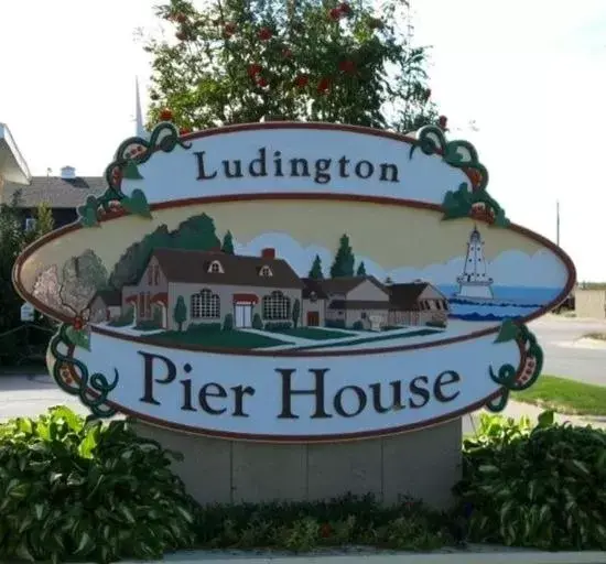 Facade/entrance, Property Logo/Sign in Ludington Pier House