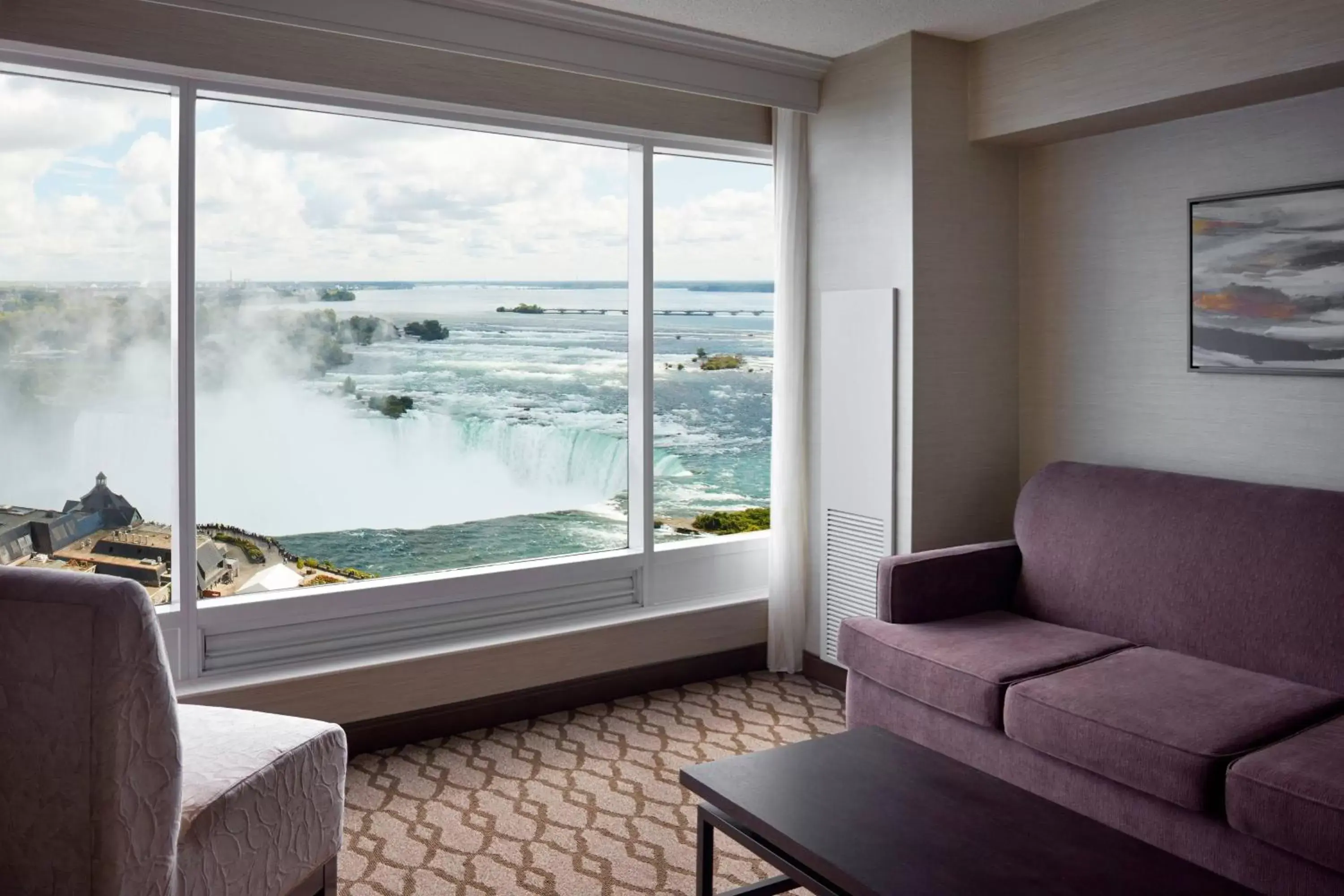 Bedroom, Seating Area in Niagara Falls Marriott Fallsview Hotel & Spa