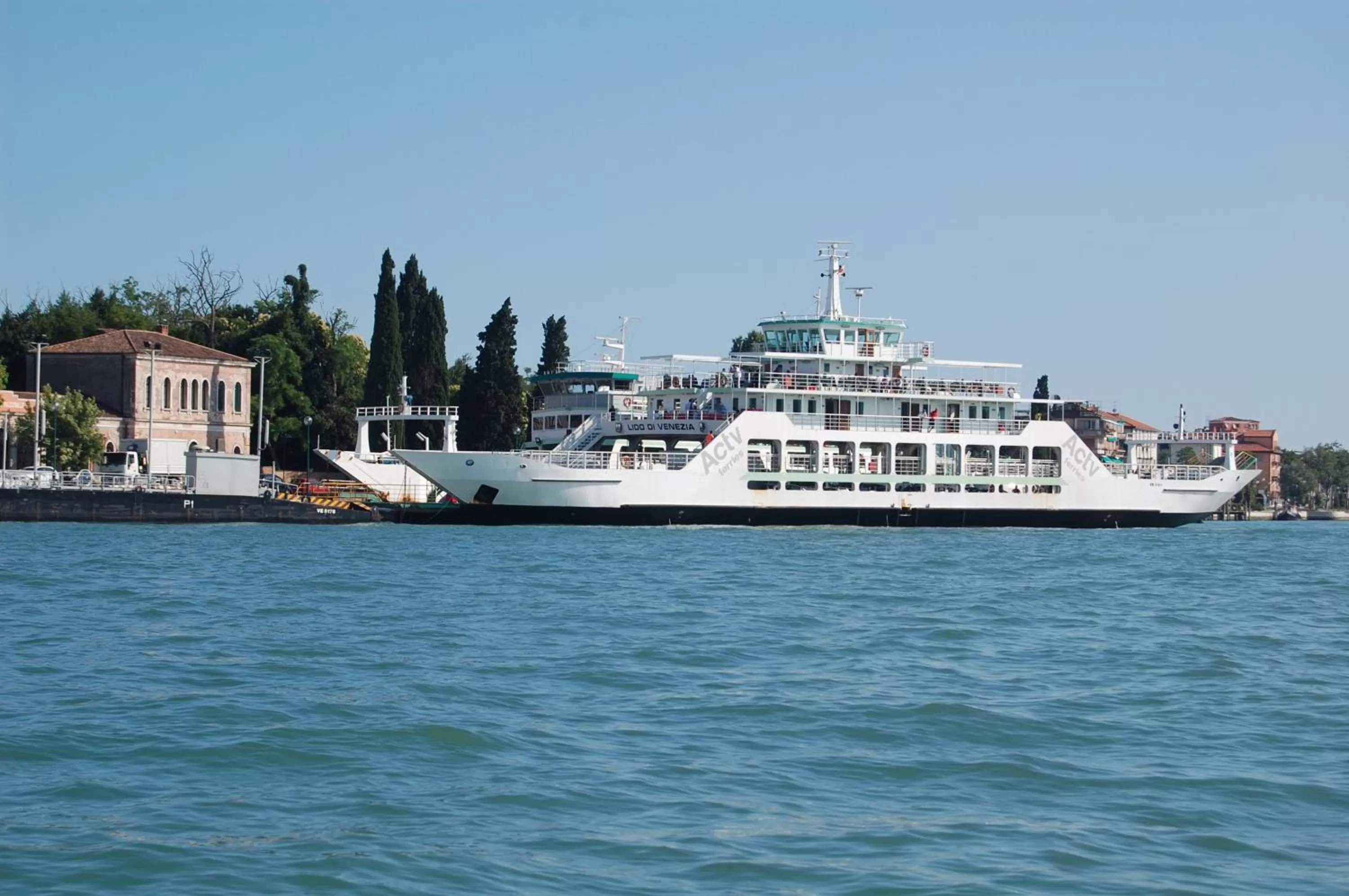 Day in Oasis Lagoon Estate