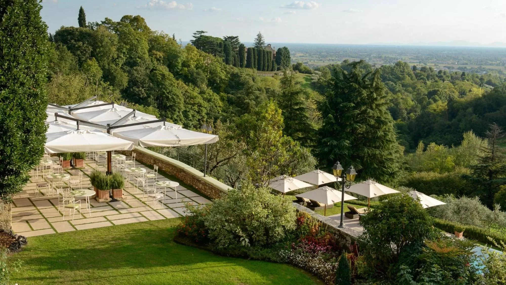 Garden in Hotel Villa Cipriani