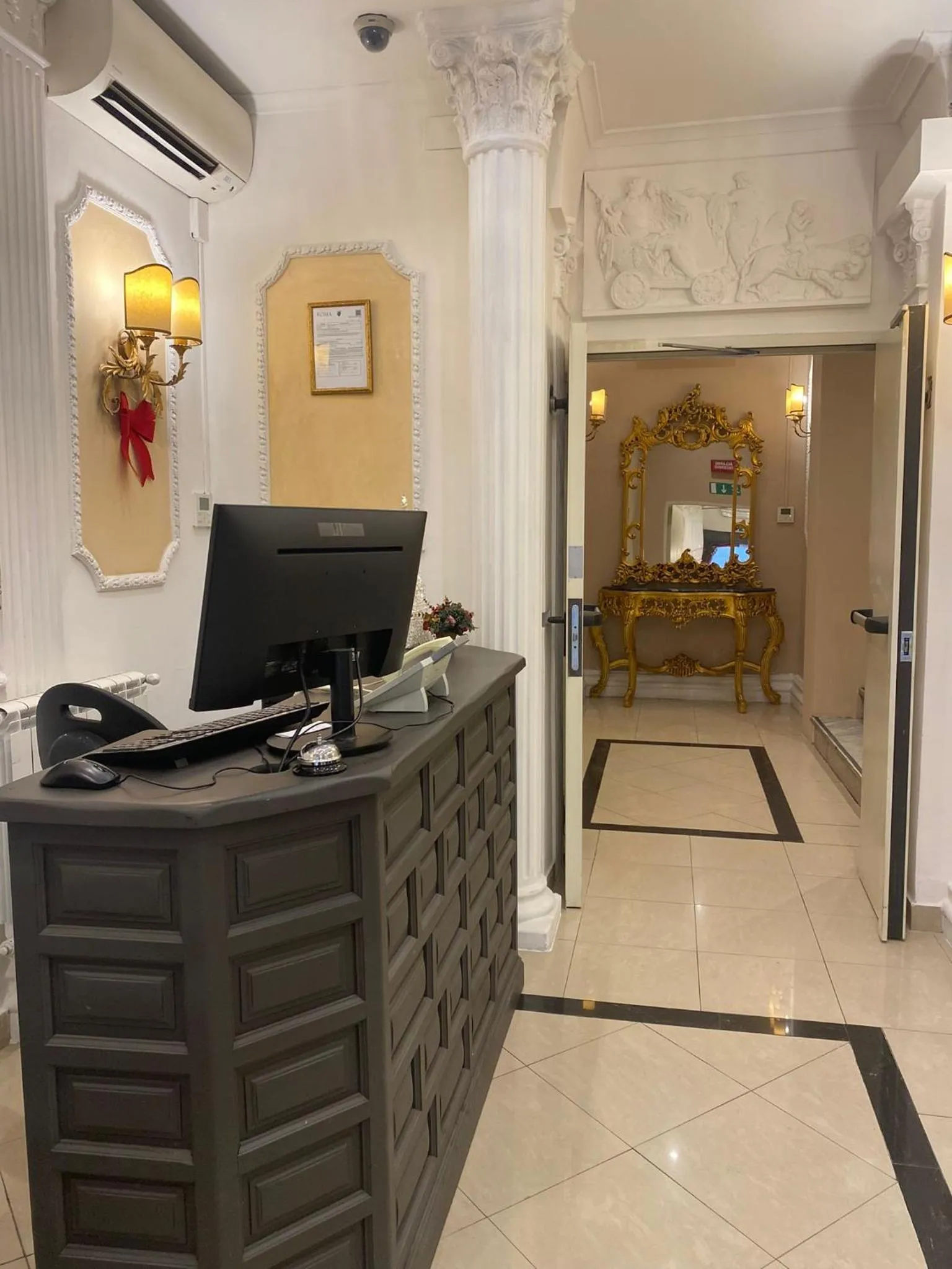 Lobby or reception in Hotel Erdarelli
