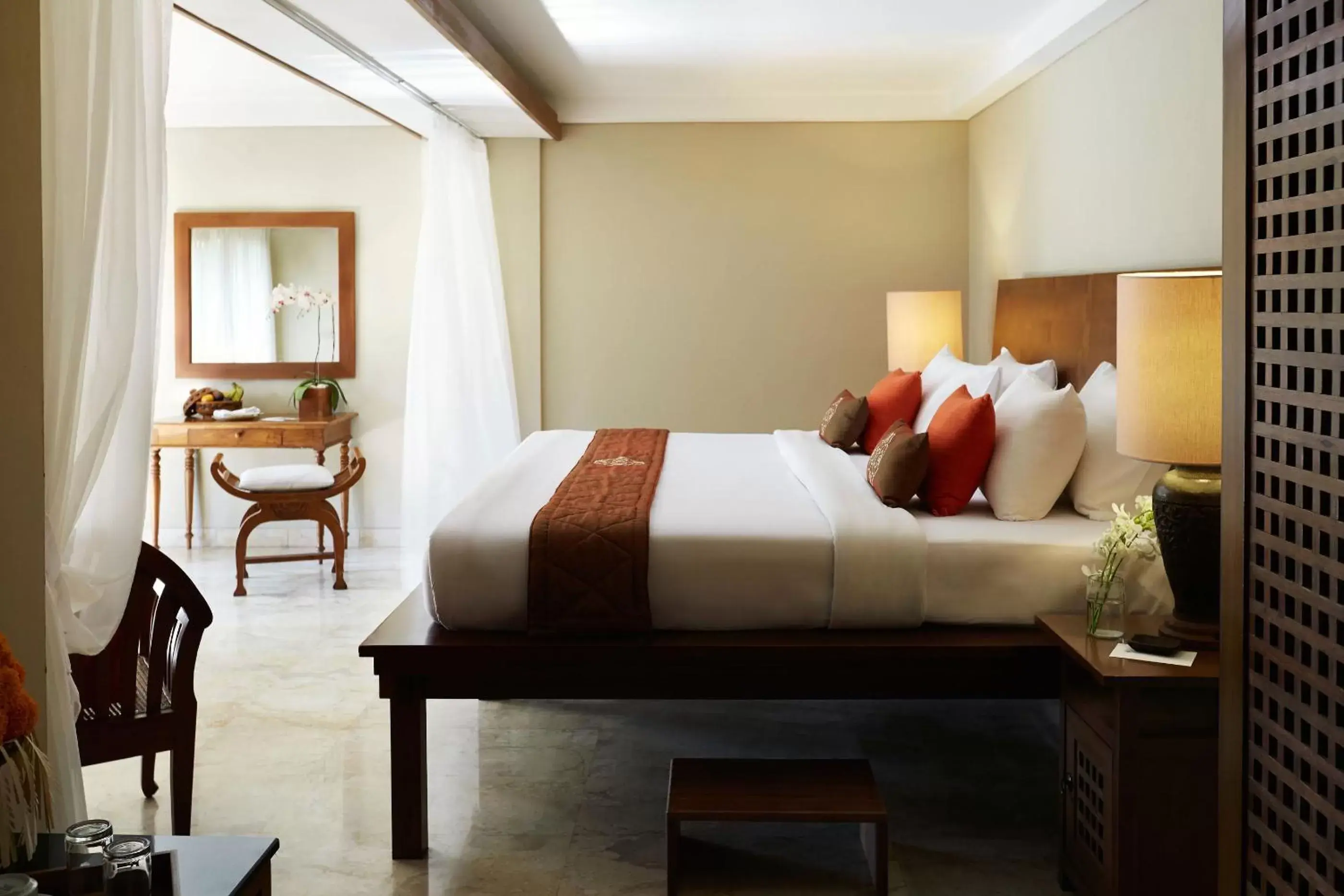 Bed in Kamandalu Ubud Bed in Kamandalu Ubud