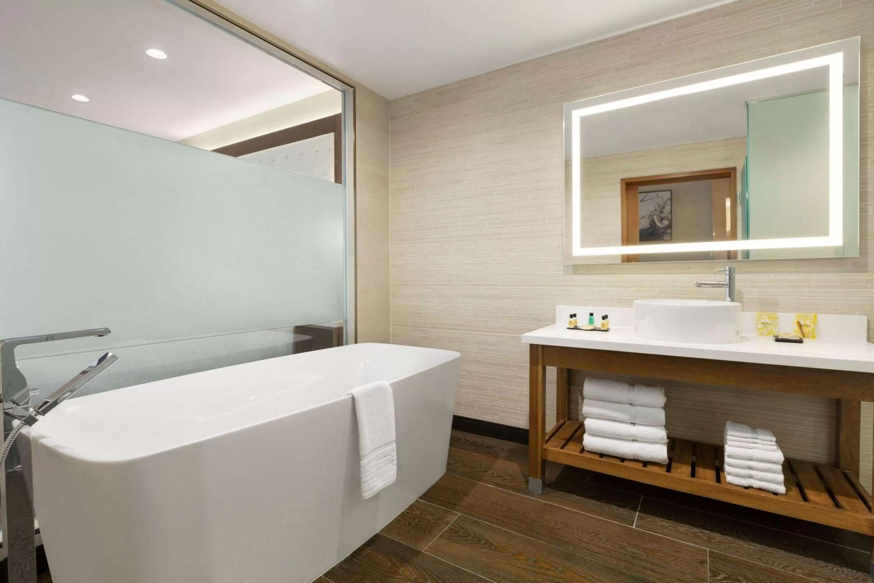 Bed in Wyndham Anaheim