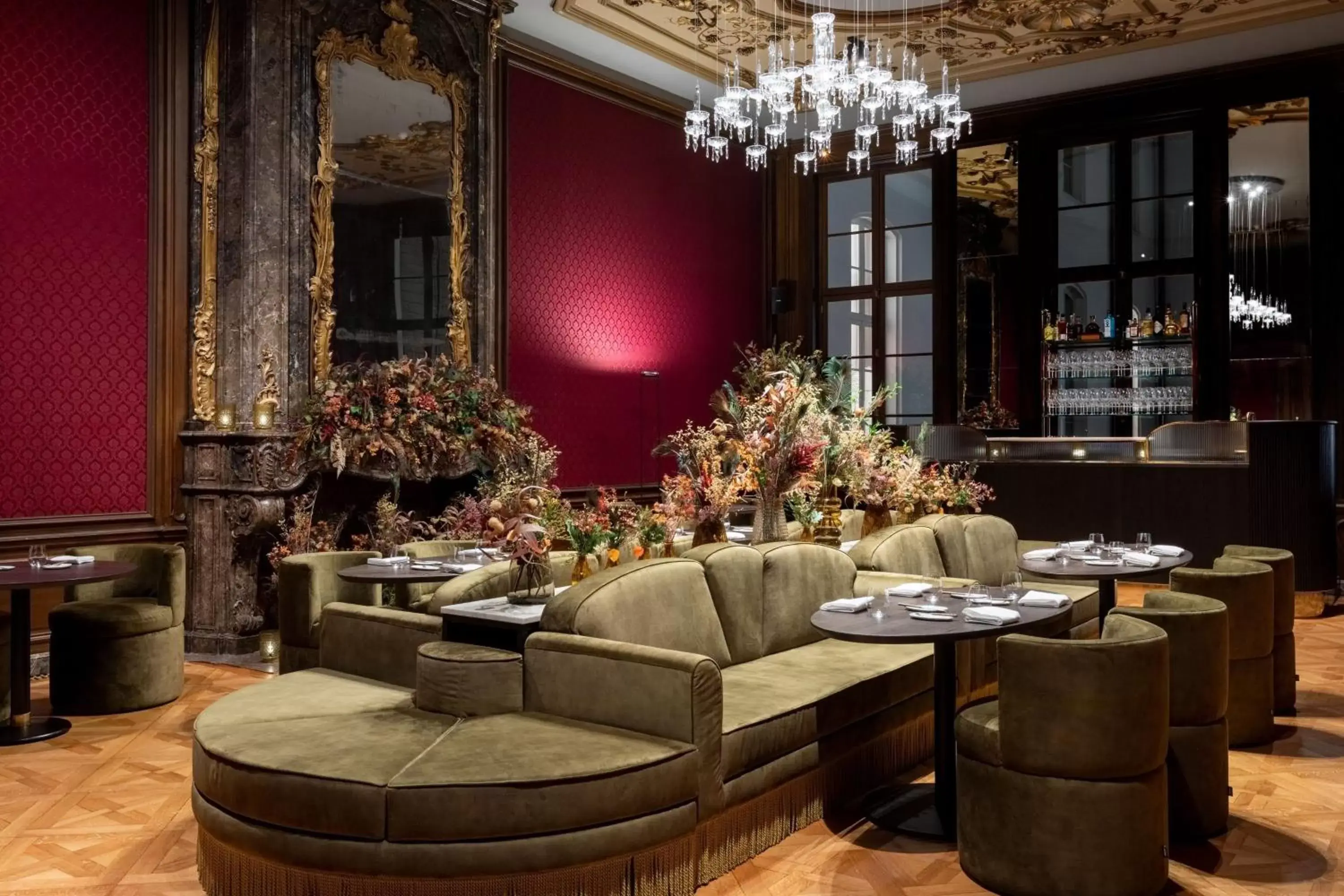 Restaurant/places to eat in Sapphire House Antwerp, Autograph Collection