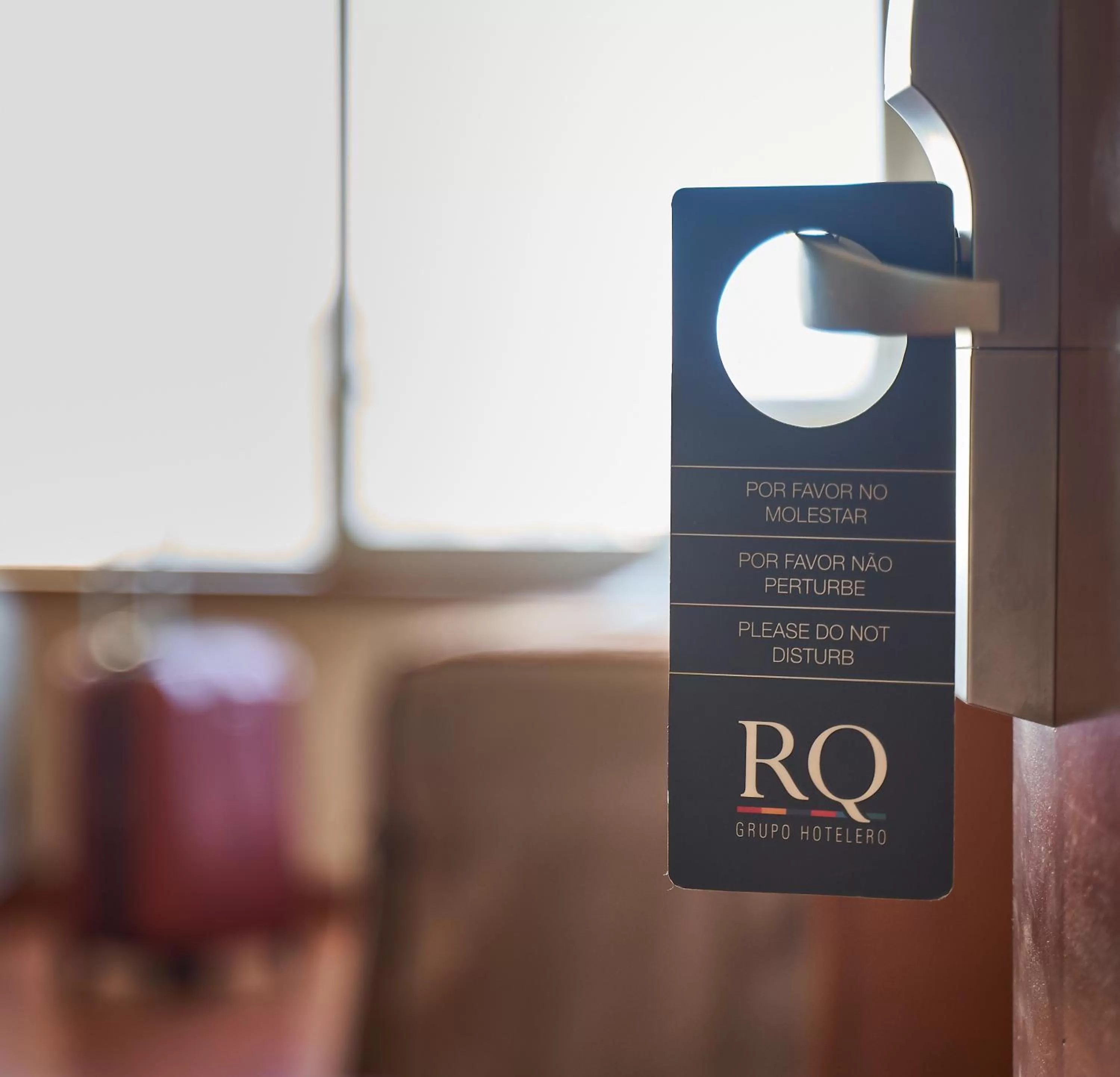 Logo/Certificate/Sign in RQ Santiago