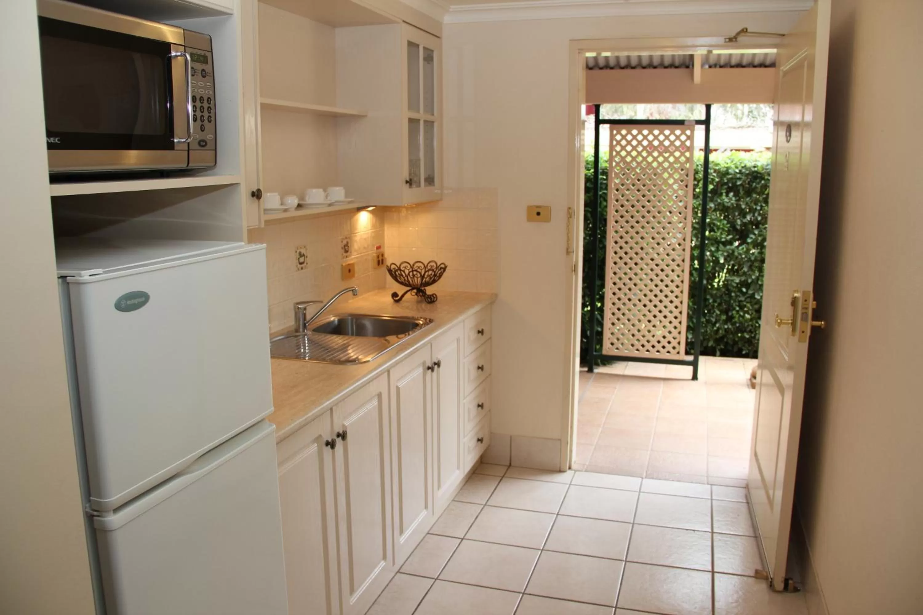 Kitchen or kitchenette in The Lawson Riverside Suites