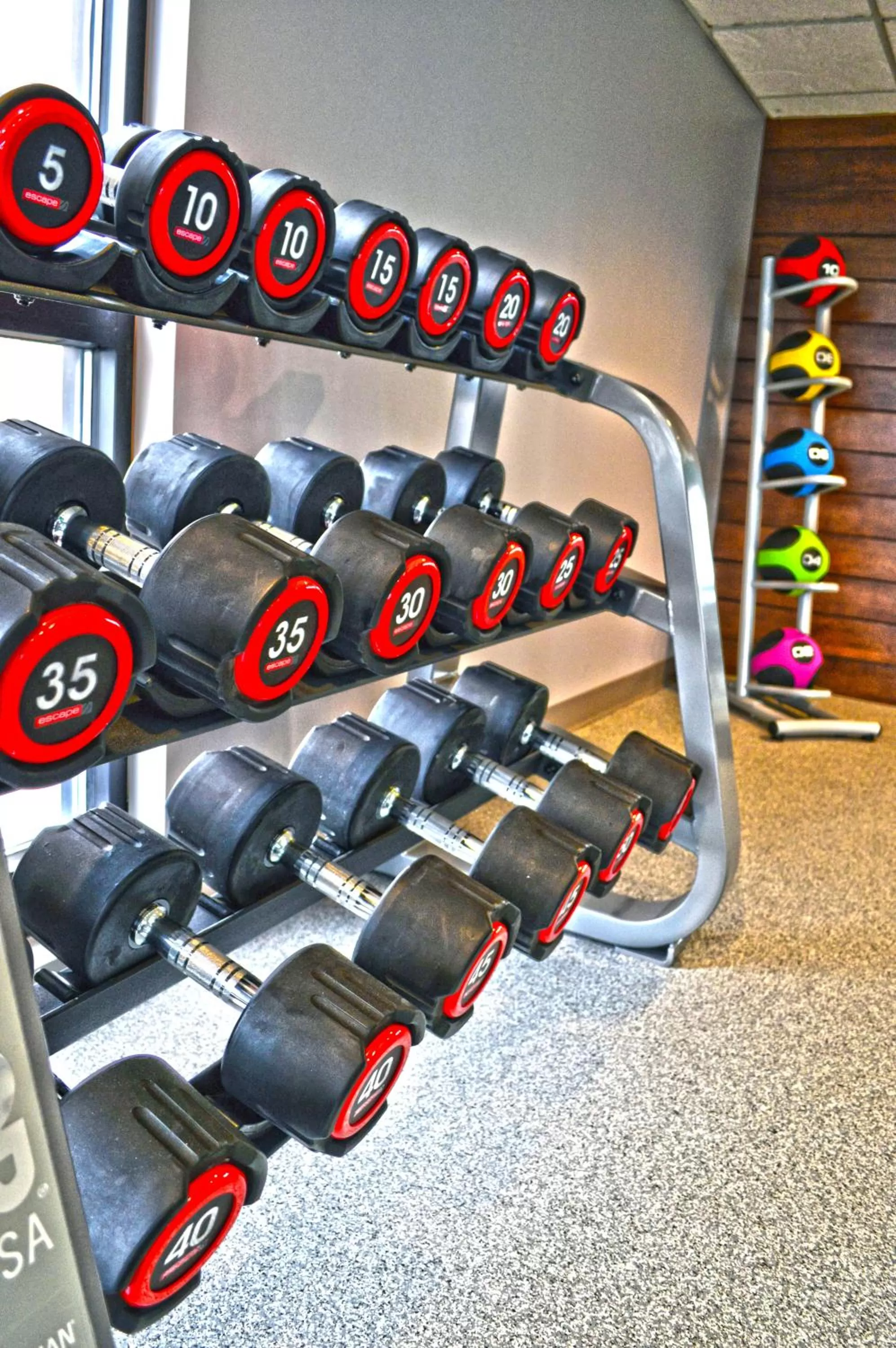 Fitness centre/facilities in Holiday Inn & Suites Syracuse Airport - Liverpool by IHG