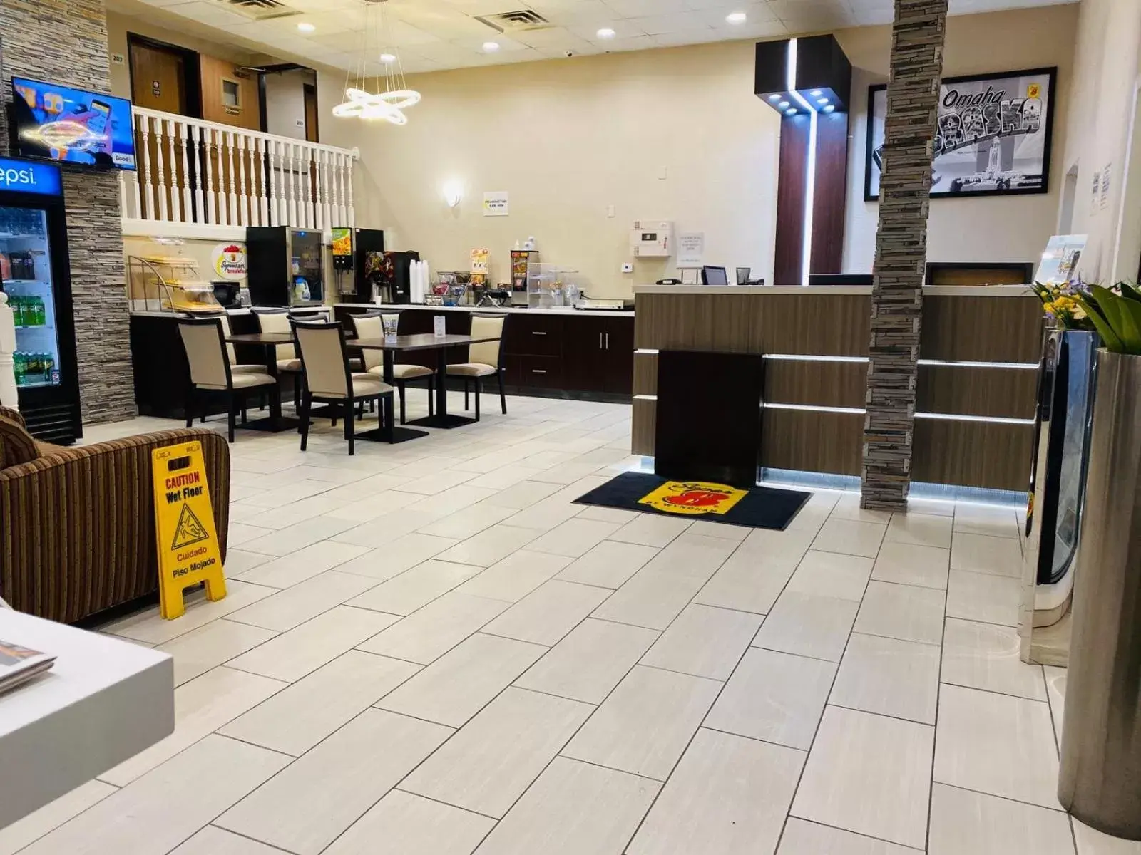 Lobby or reception in Super 8 by Wyndham Omaha SW