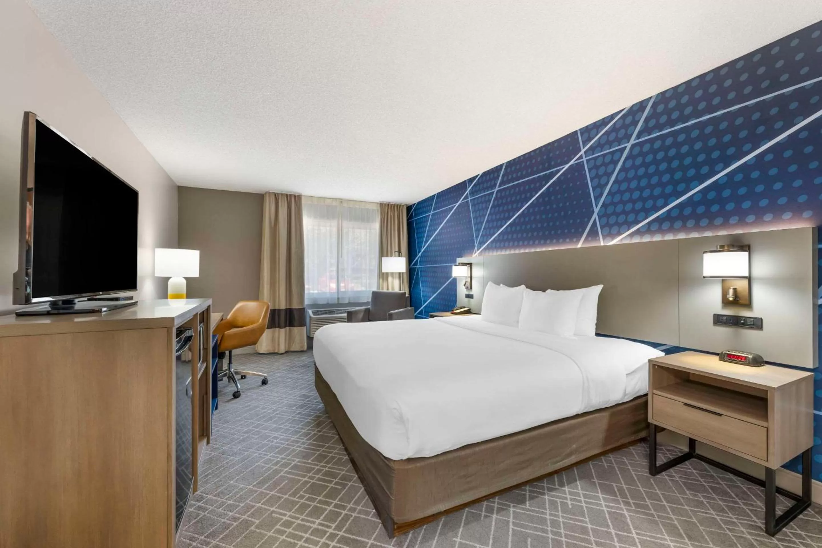 Bedroom, Bed in Comfort Inn Hastings