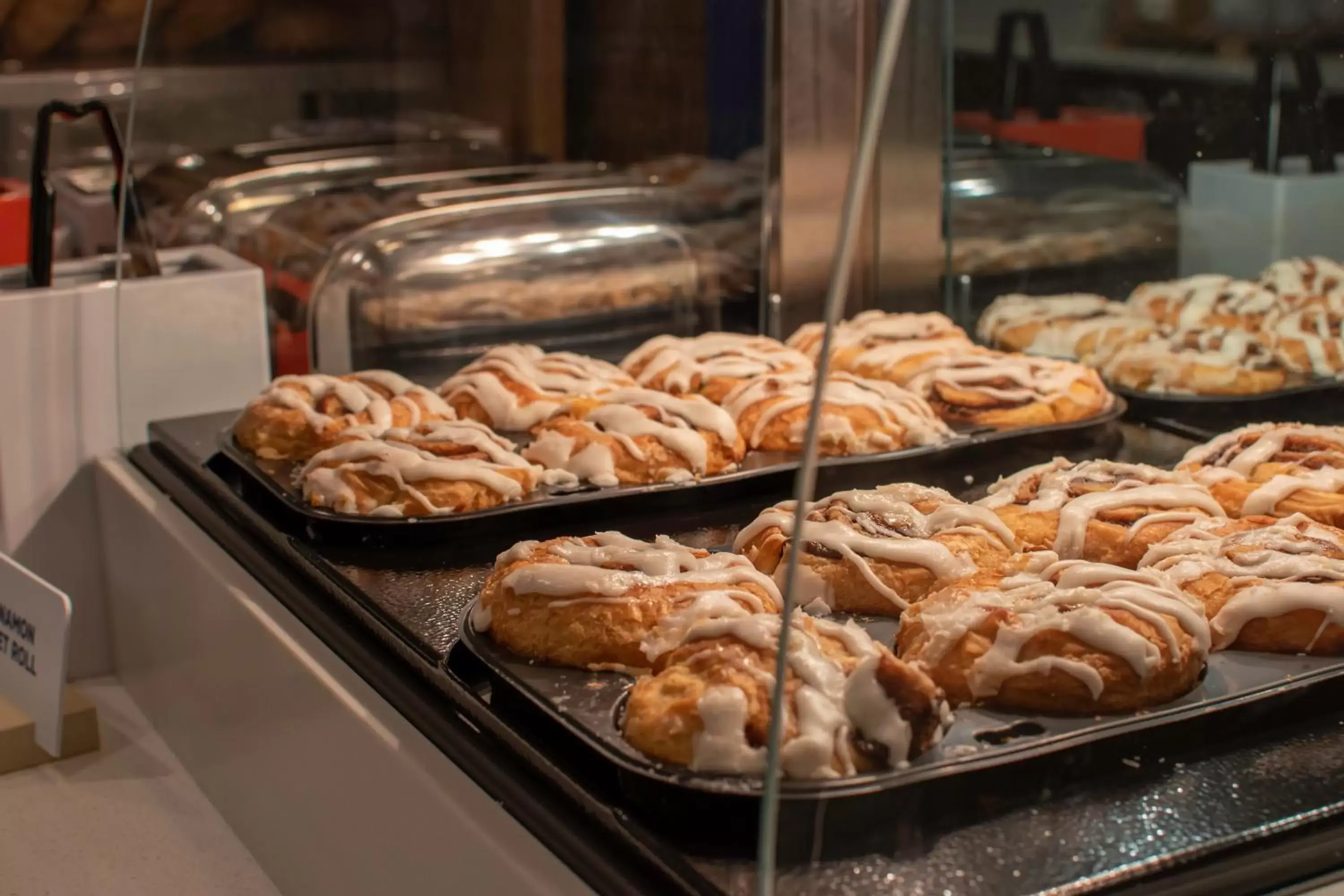 Breakfast in Holiday Inn Express & Suites Tonawanda - Buffalo Area by IHG Breakfast in Holiday Inn Express & Suites Tonawanda - Buffalo Area by IHG