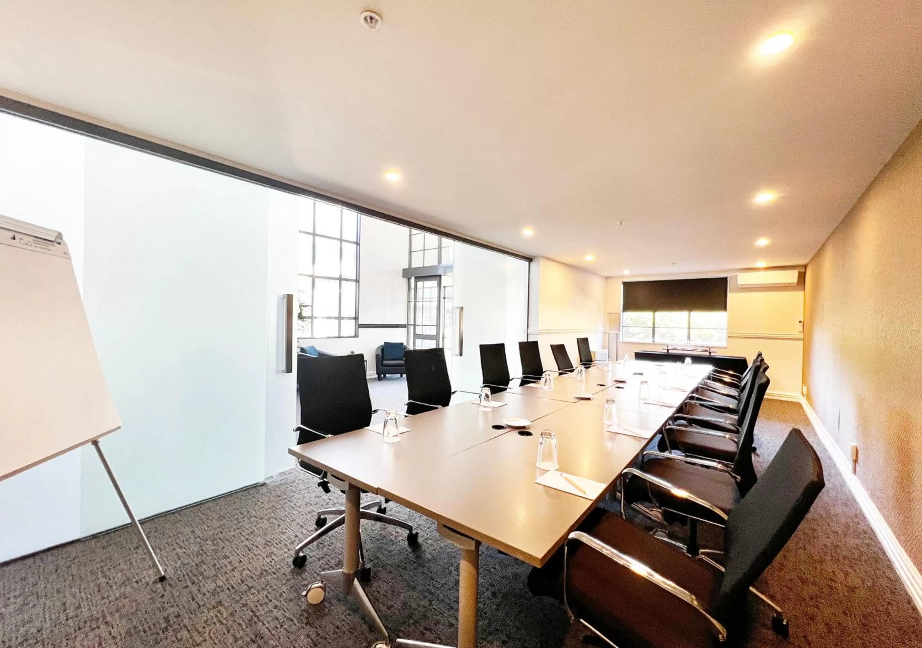 Meeting/conference room in Sudima Hotel Lake Rotorua