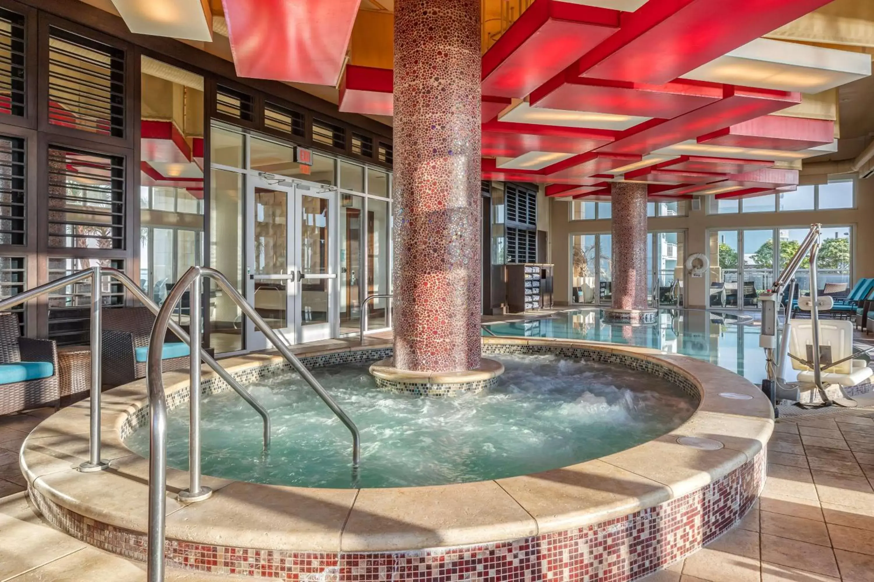 Sports, Swimming Pool in Hilton Vacation Club Oceanaire Virginia Beach