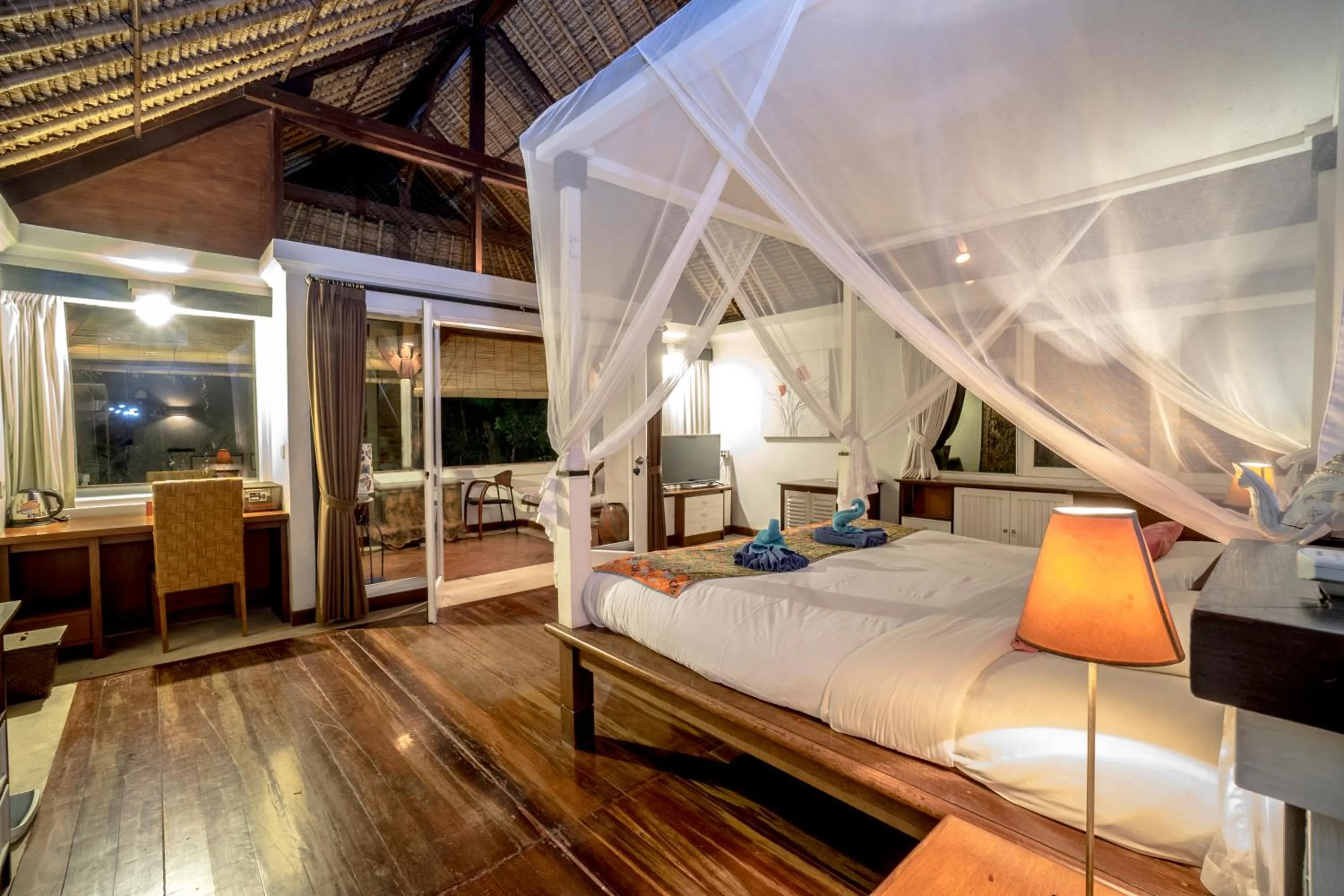 Bedroom, Bed in Gajah Biru Bungalows