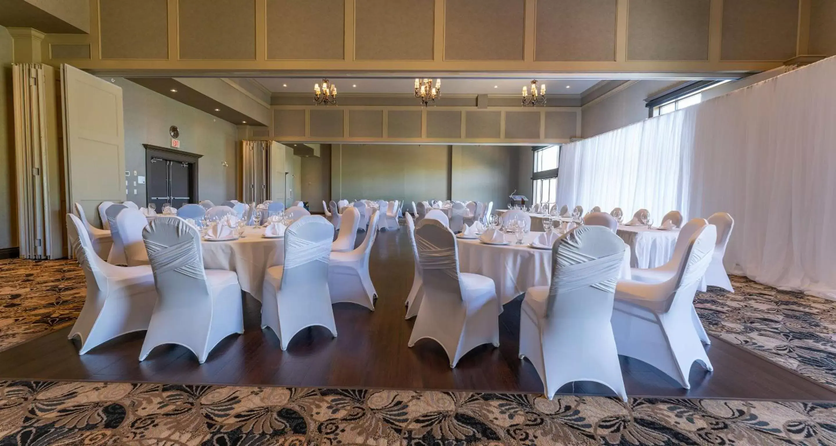 Banquet/Function facilities, Banquet Facilities in Prestige Harbourfront Resort, WorldHotels Luxury