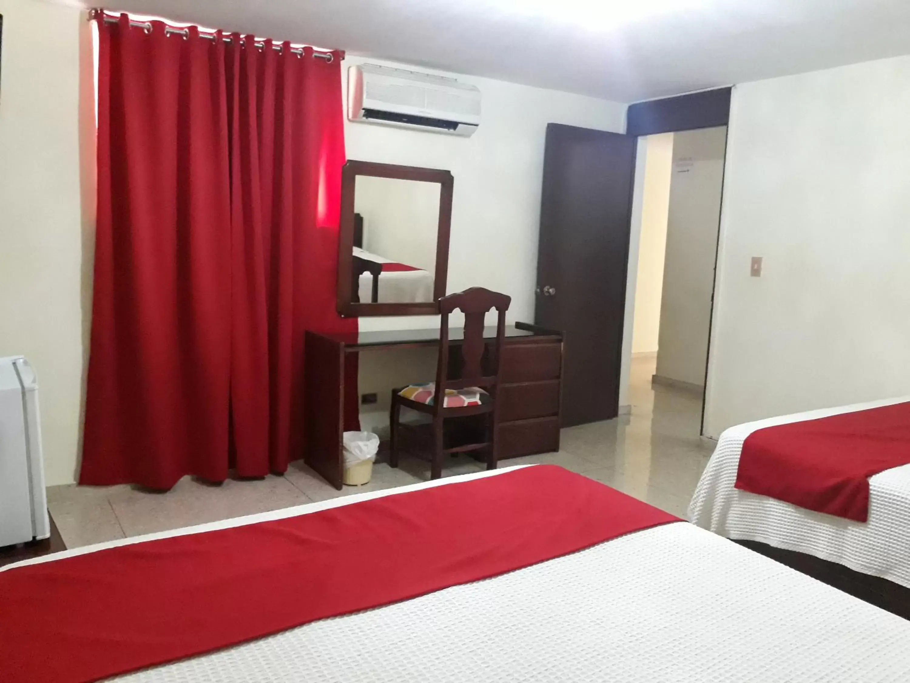 Superior Double Room 2 King Bed in Hotel Olimpo Superior Double Room 2 King Bed in Hotel Olimpo