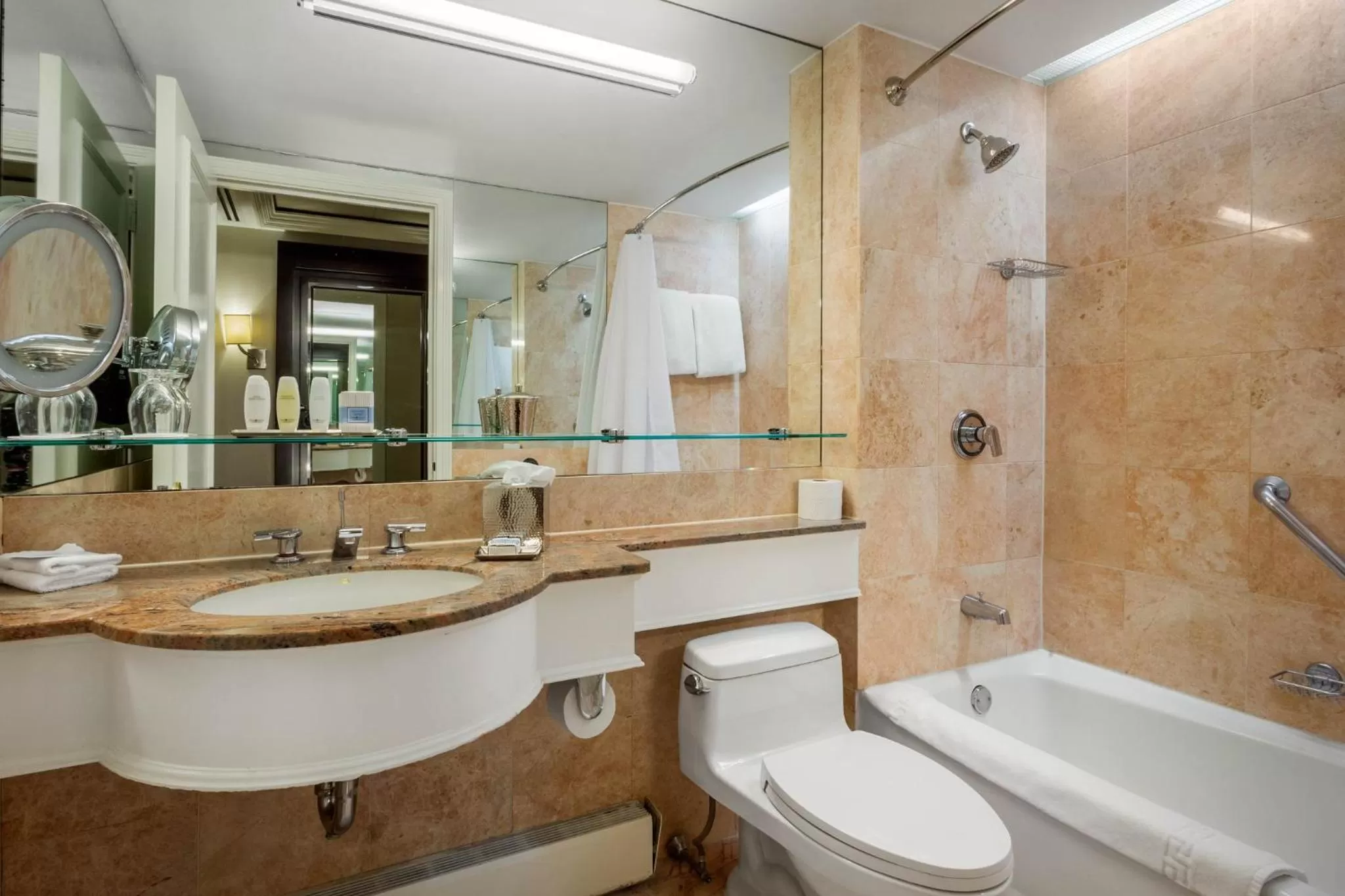 Bathroom in Omni Berkshire Place