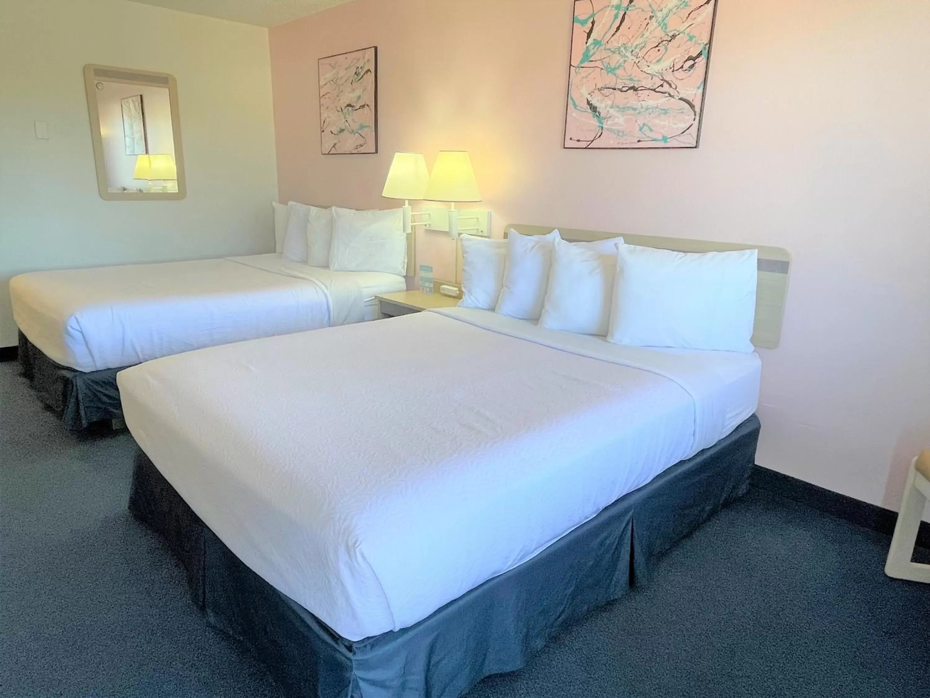 Bedroom, Bed in LuLu Silver City