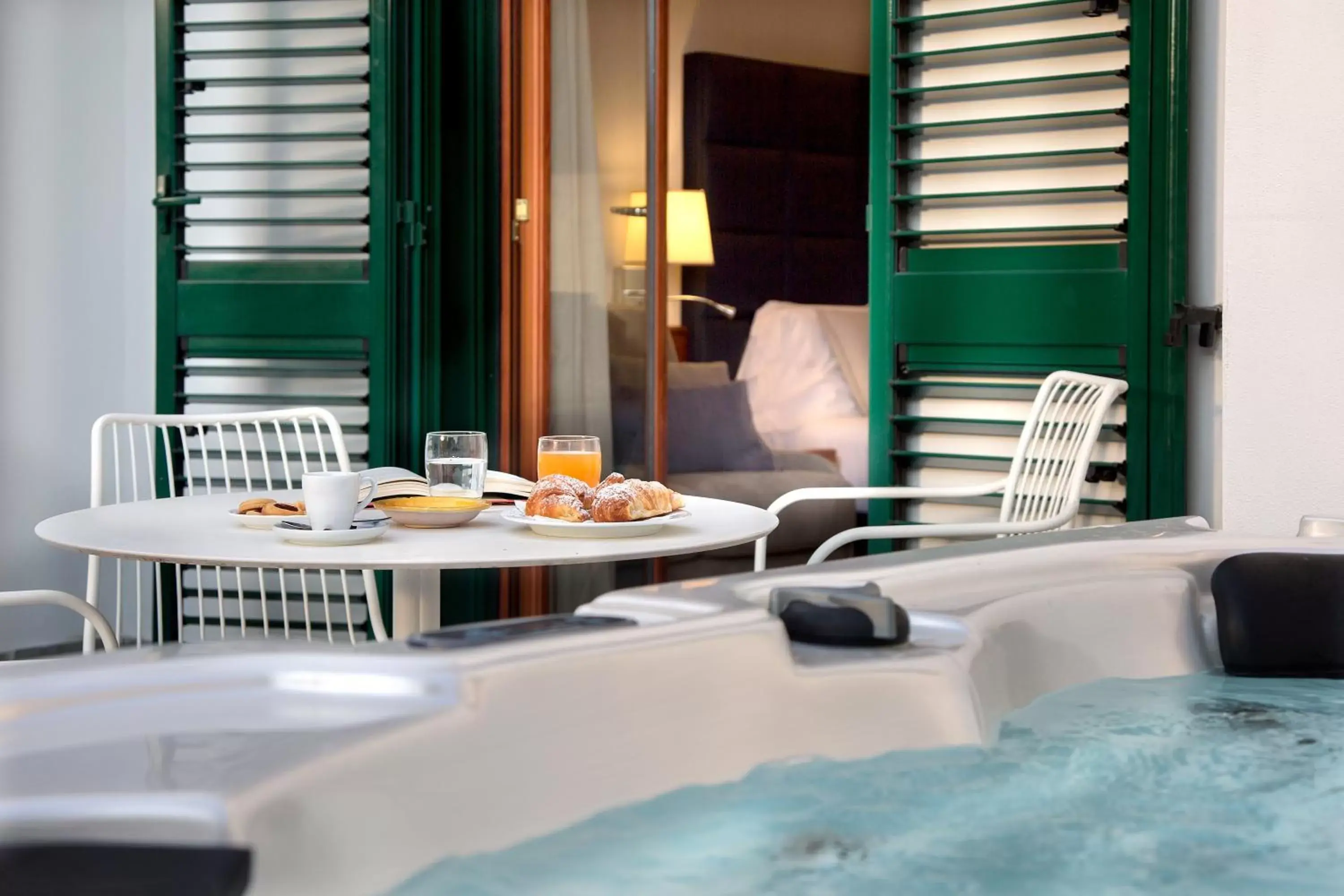 Open Air Bath in Montespina Park Hotel