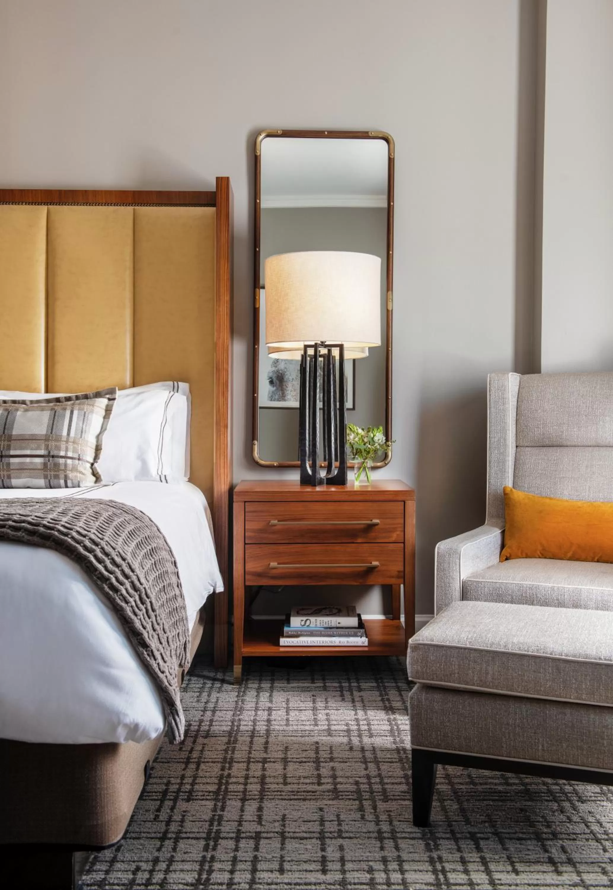 Bedroom, Bed in Chateau Elan Winery