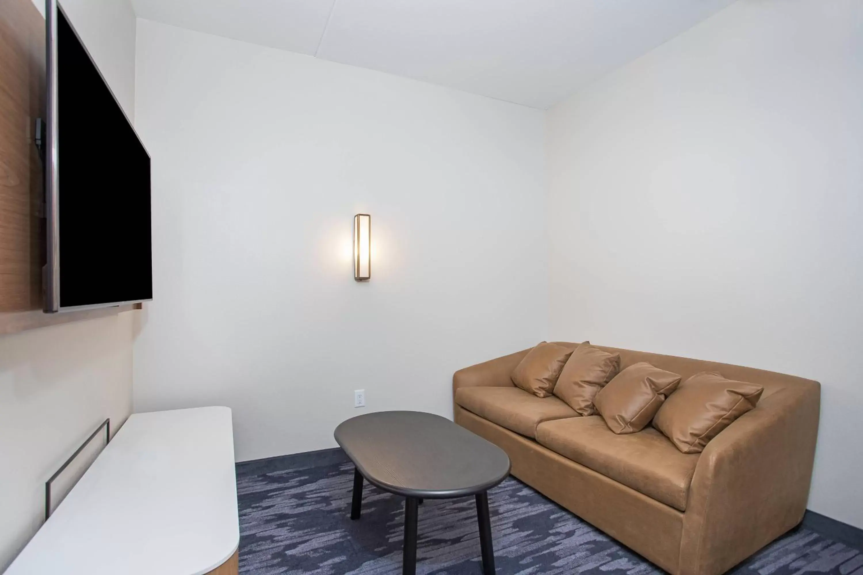 Photo of the whole room, Seating Area in Fairfield Inn & Suites by Marriott Pigeon Forge