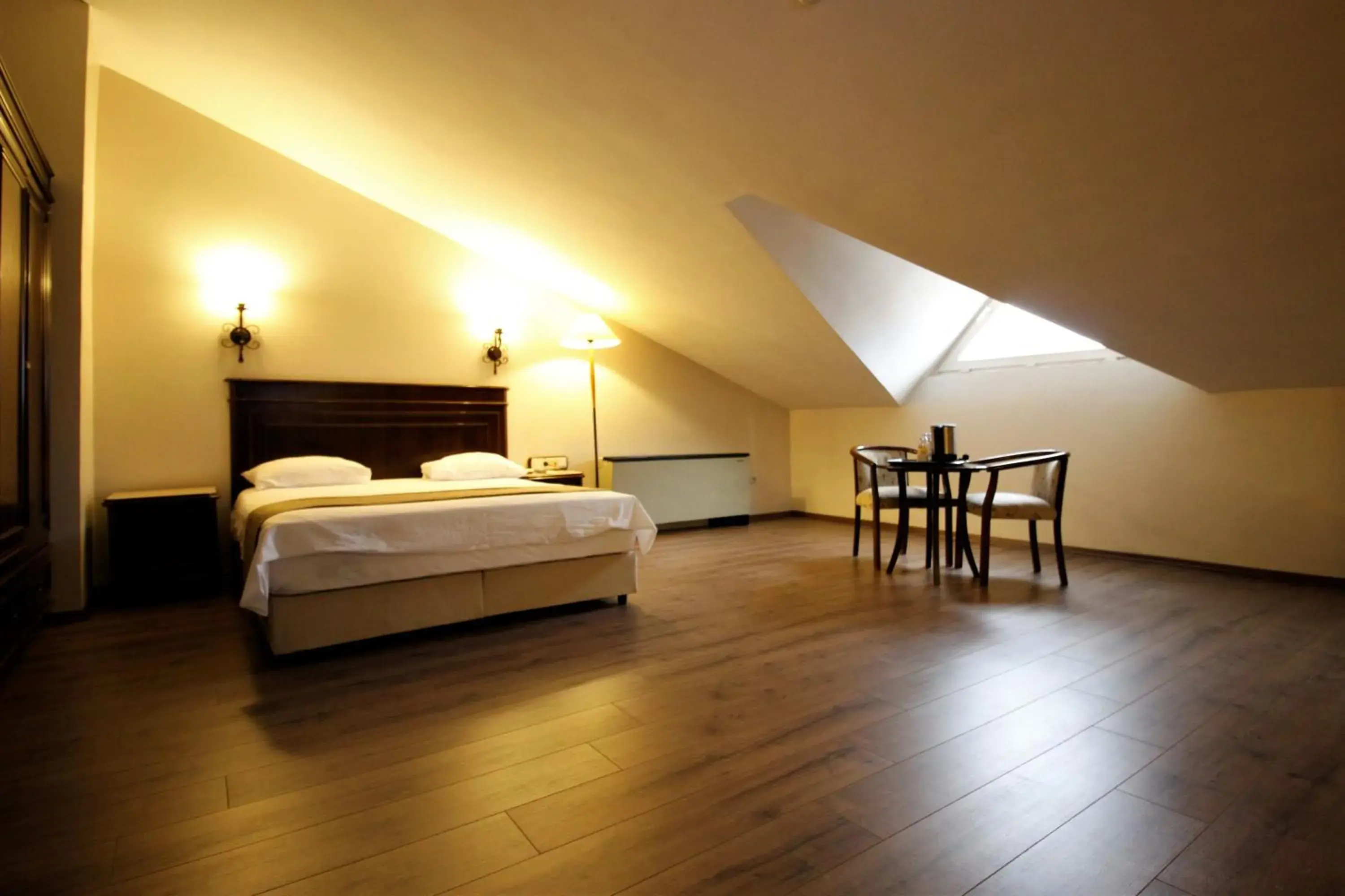 Bedroom, Bed in Montania Town Hotel Mudanya