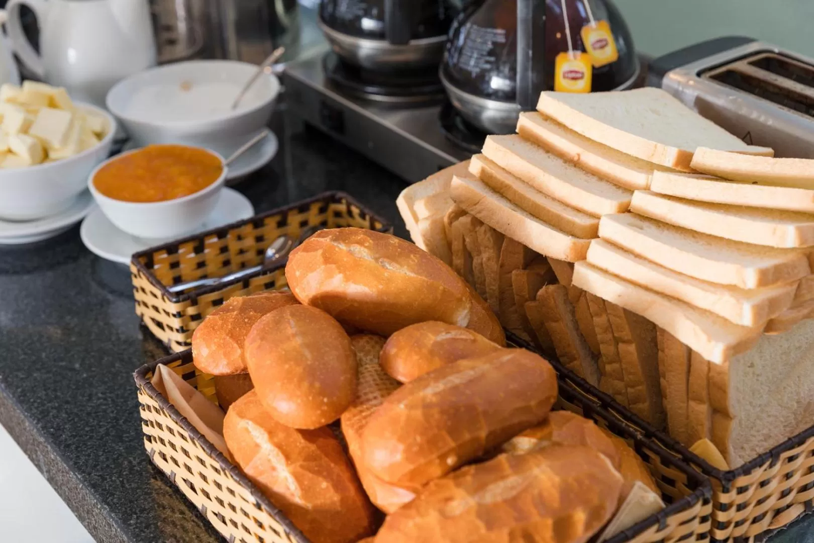 Food and drinks in Love Hotel