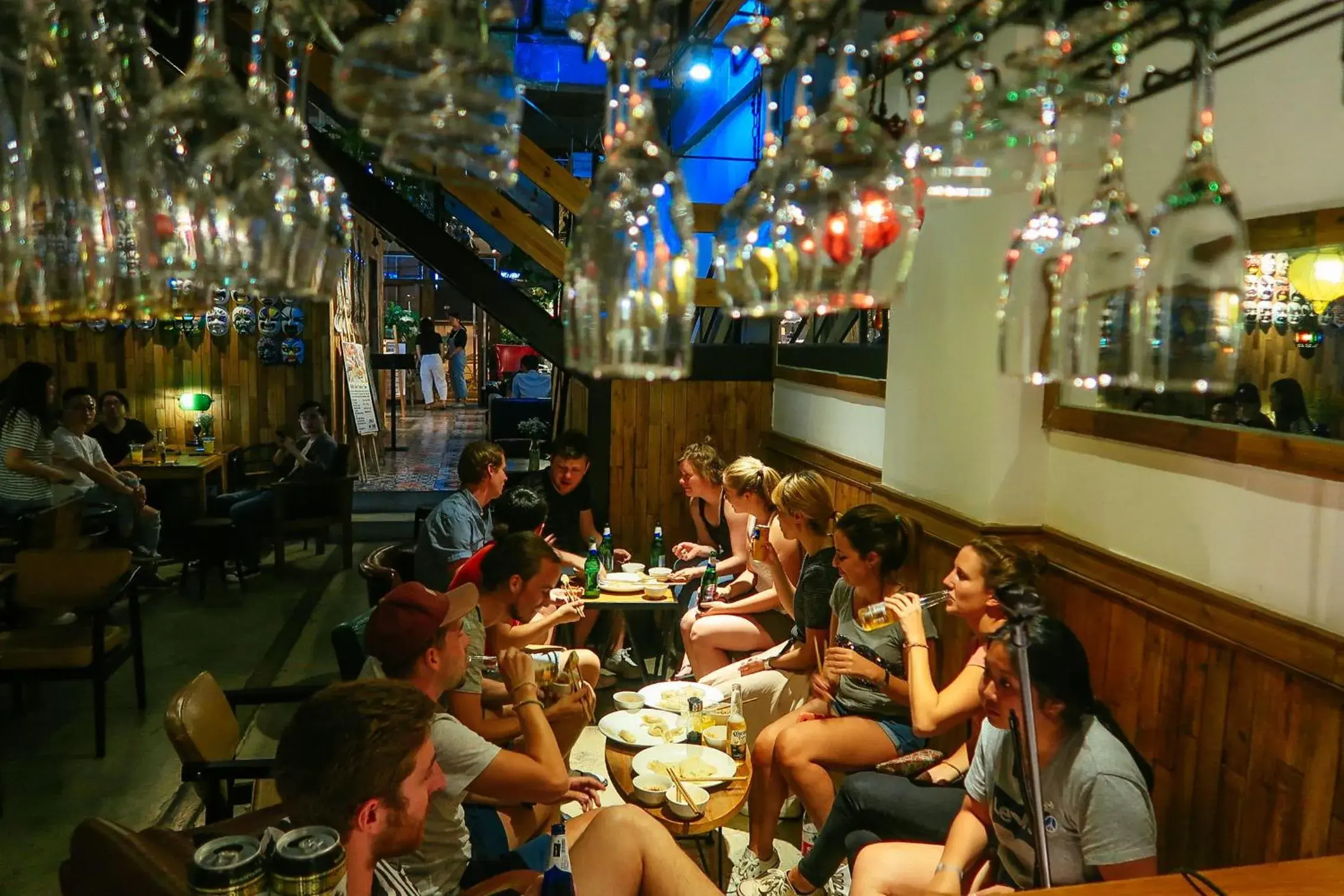 Lounge or bar in SONDERIA Lazybones Hostel- Wenshu Temple Side, Chill Hostel with All-Day Brunch, Travel Agency in English & Local Bar Vibes Lounge or bar in SONDERIA Lazybones Hostel- Wenshu Temple Side, Chill Hostel with All-Day Brunch, Travel Agency in English & Local Bar Vibes