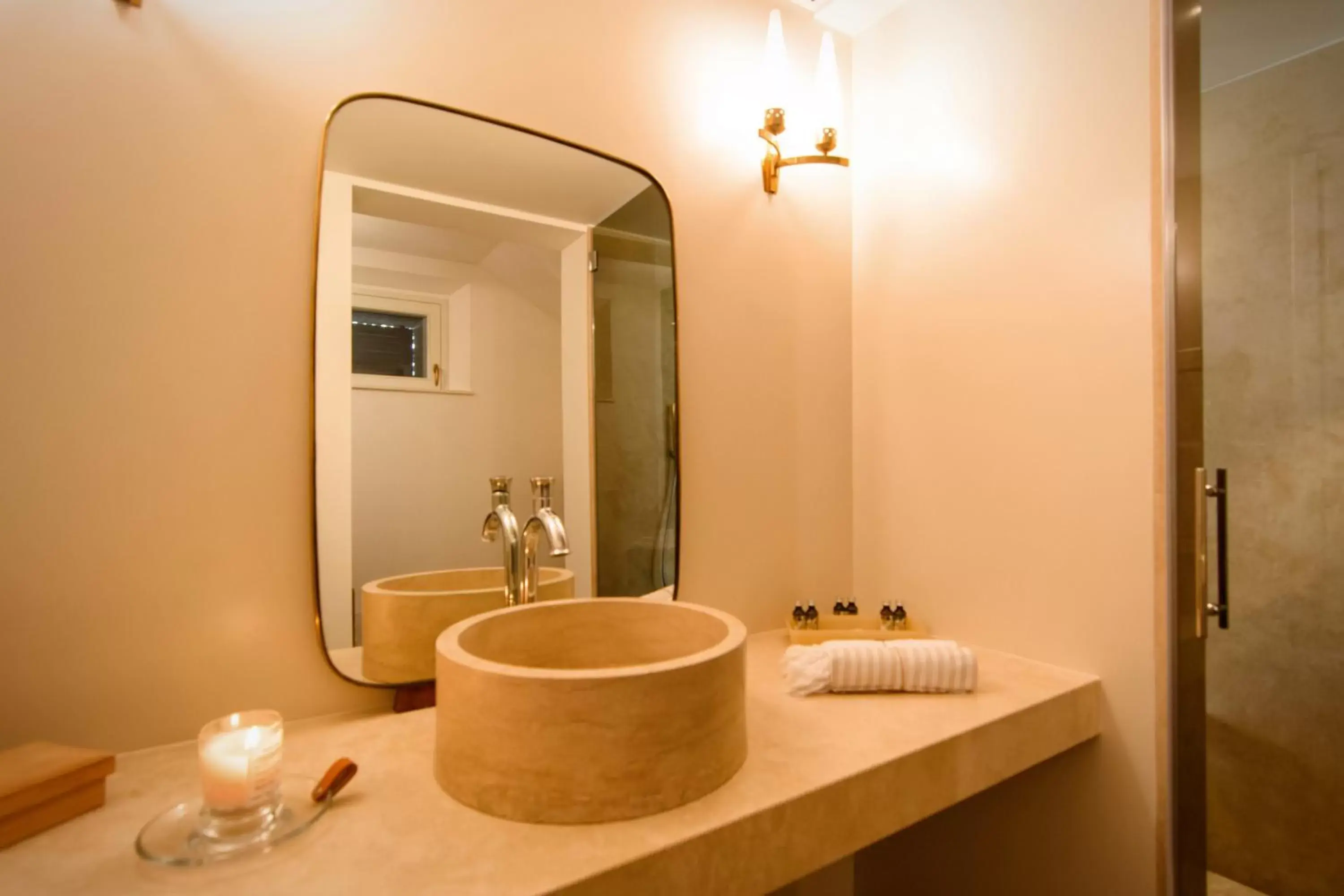 Bathroom in CasaVostra - Ambience Suites