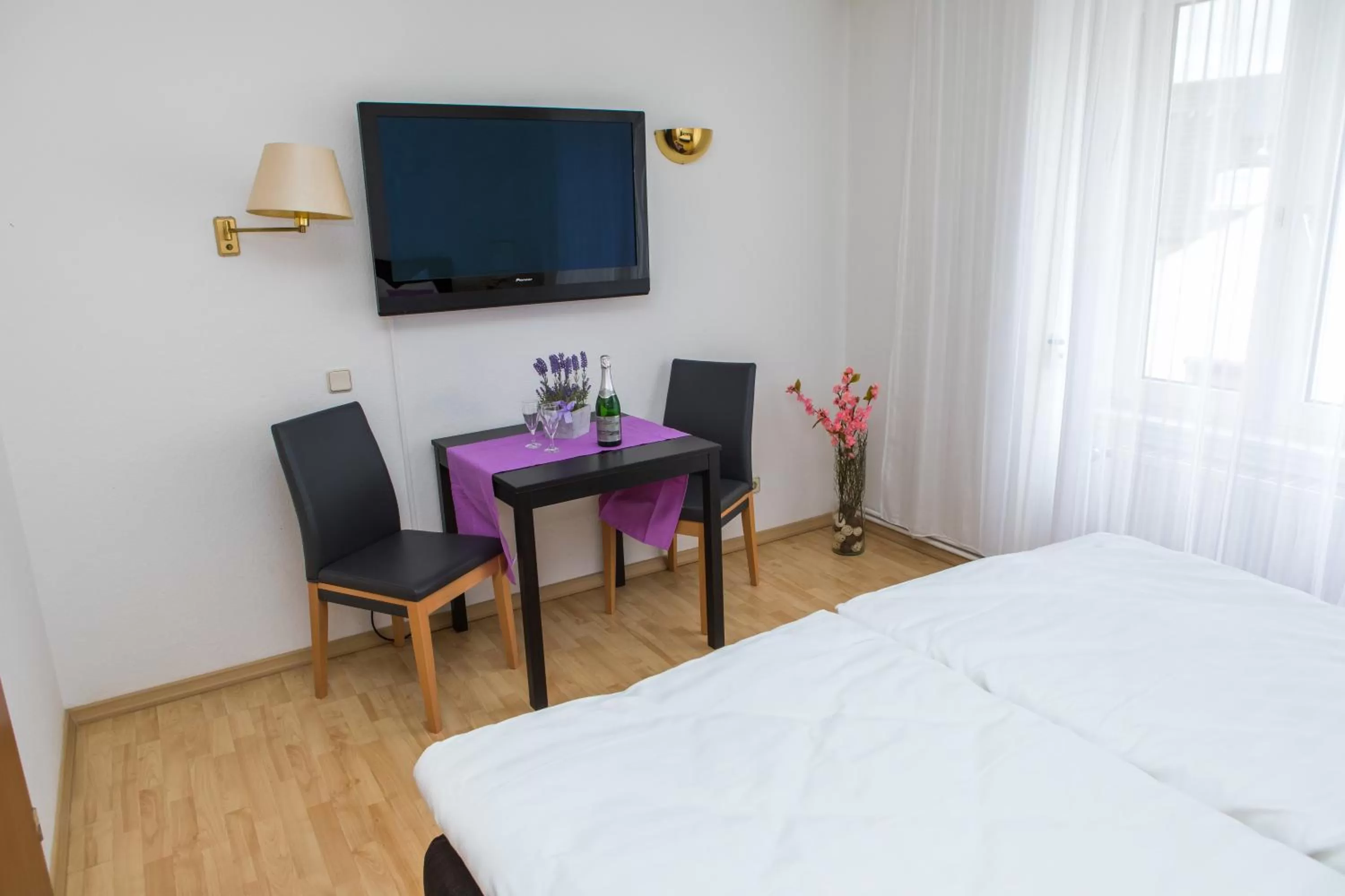 Bed in Zwehrener Hof