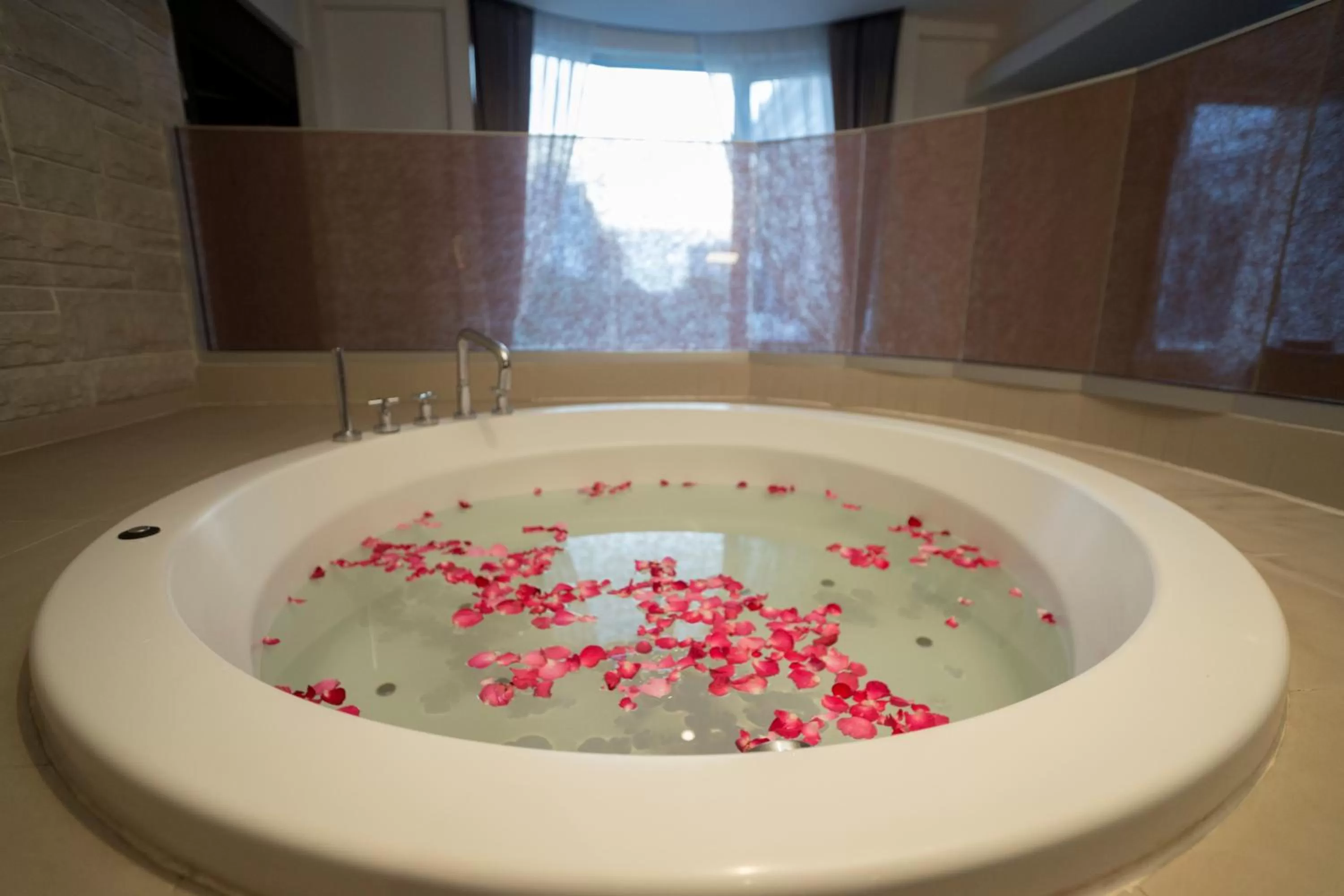 Kiss Gardenhome Chic Hotel