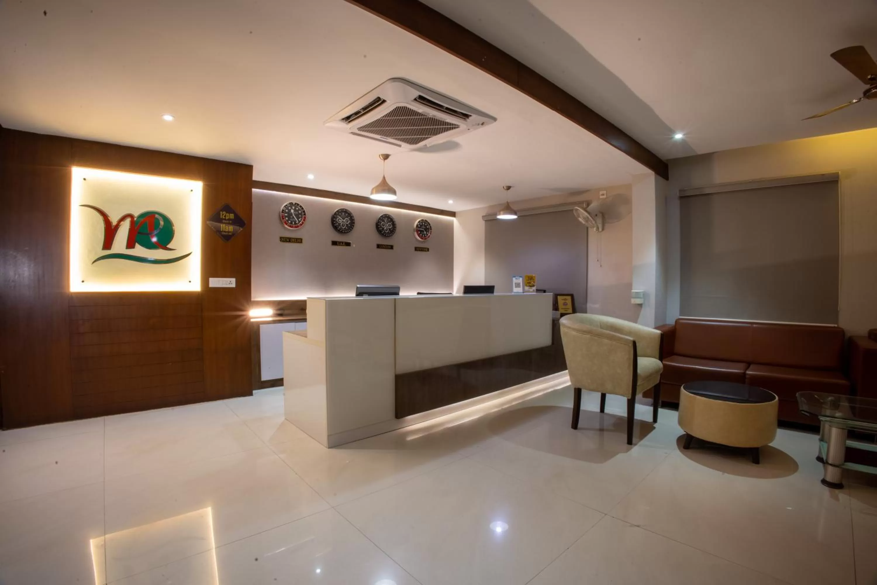 Lobby or reception in Metro Plaza Hotel by RAK Rooms, Mangaluru