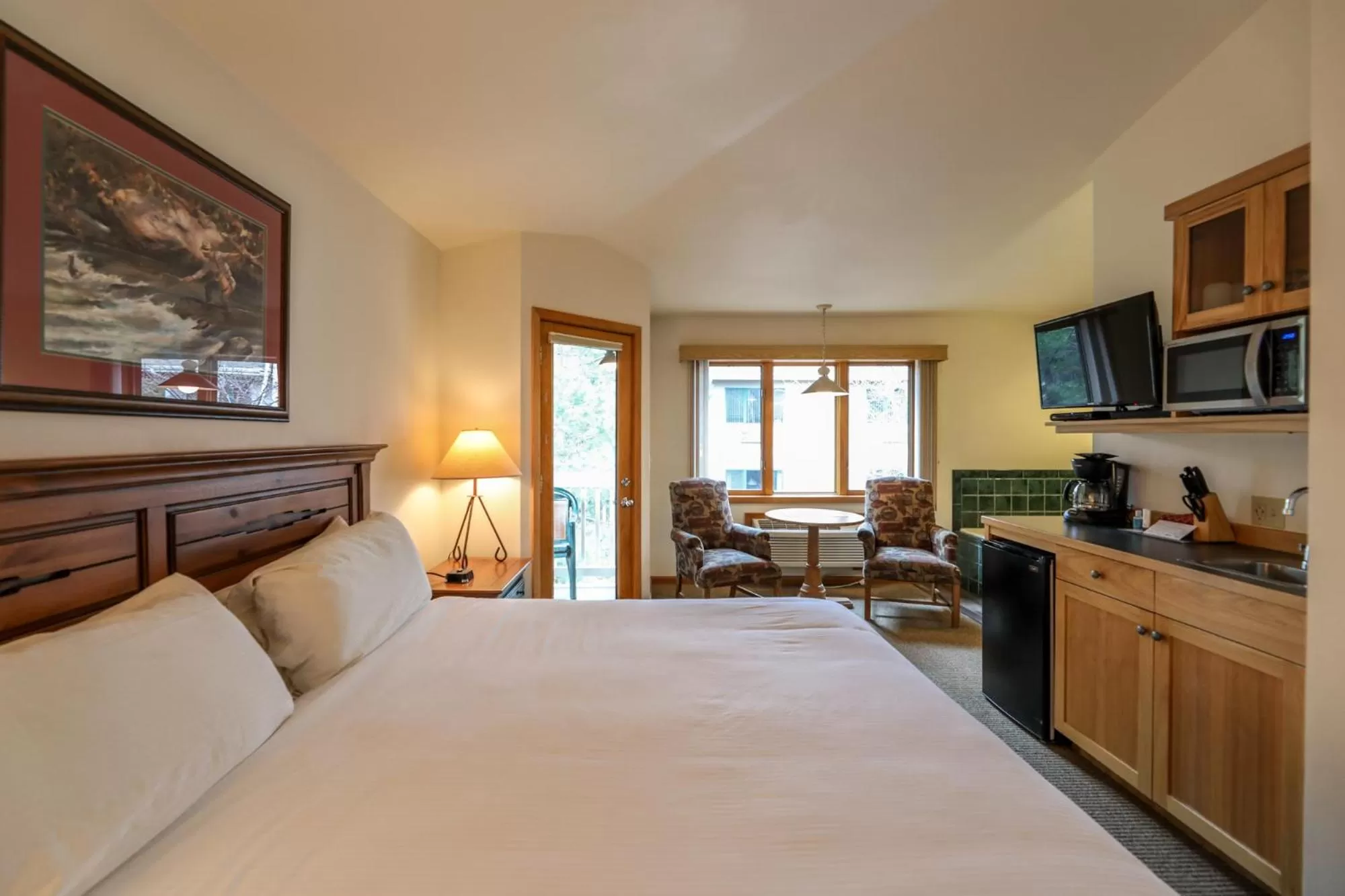 Bedroom, Bed in Meadow Lake Resort & Condos