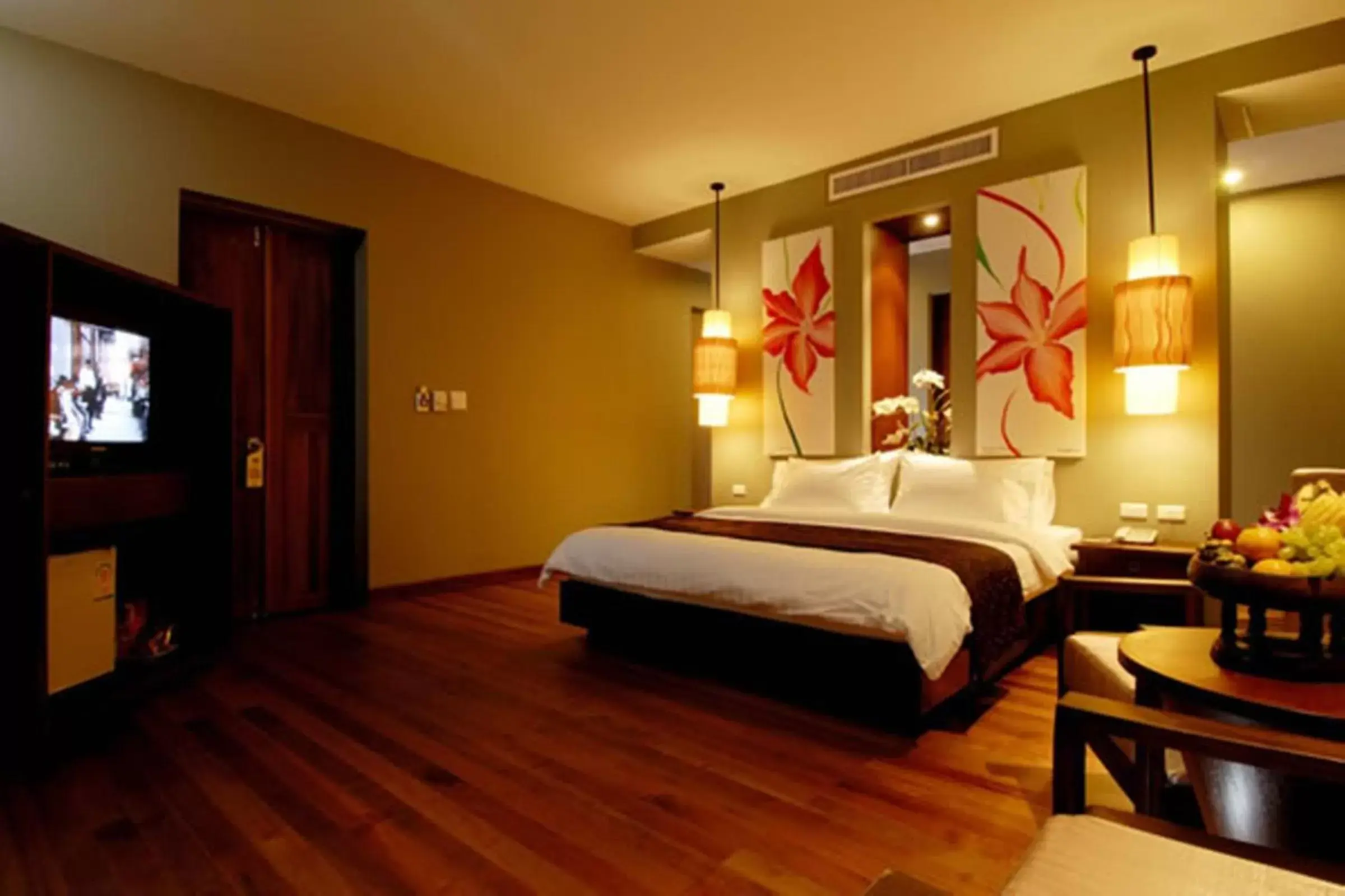 Bed in Chongfah Beach Resort Khaolak - SHA Extra Plus